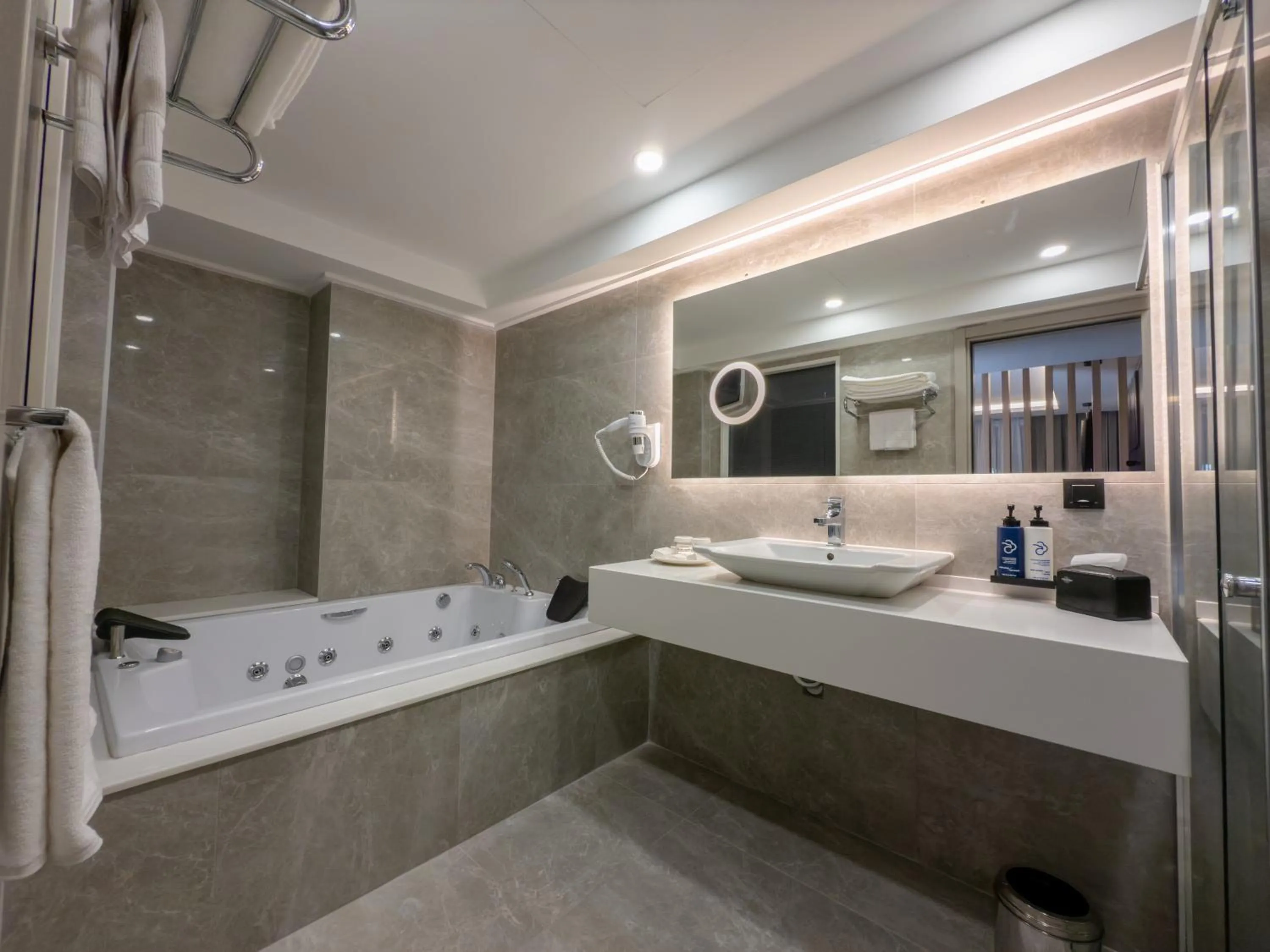 Bathroom in Dedeman Adana