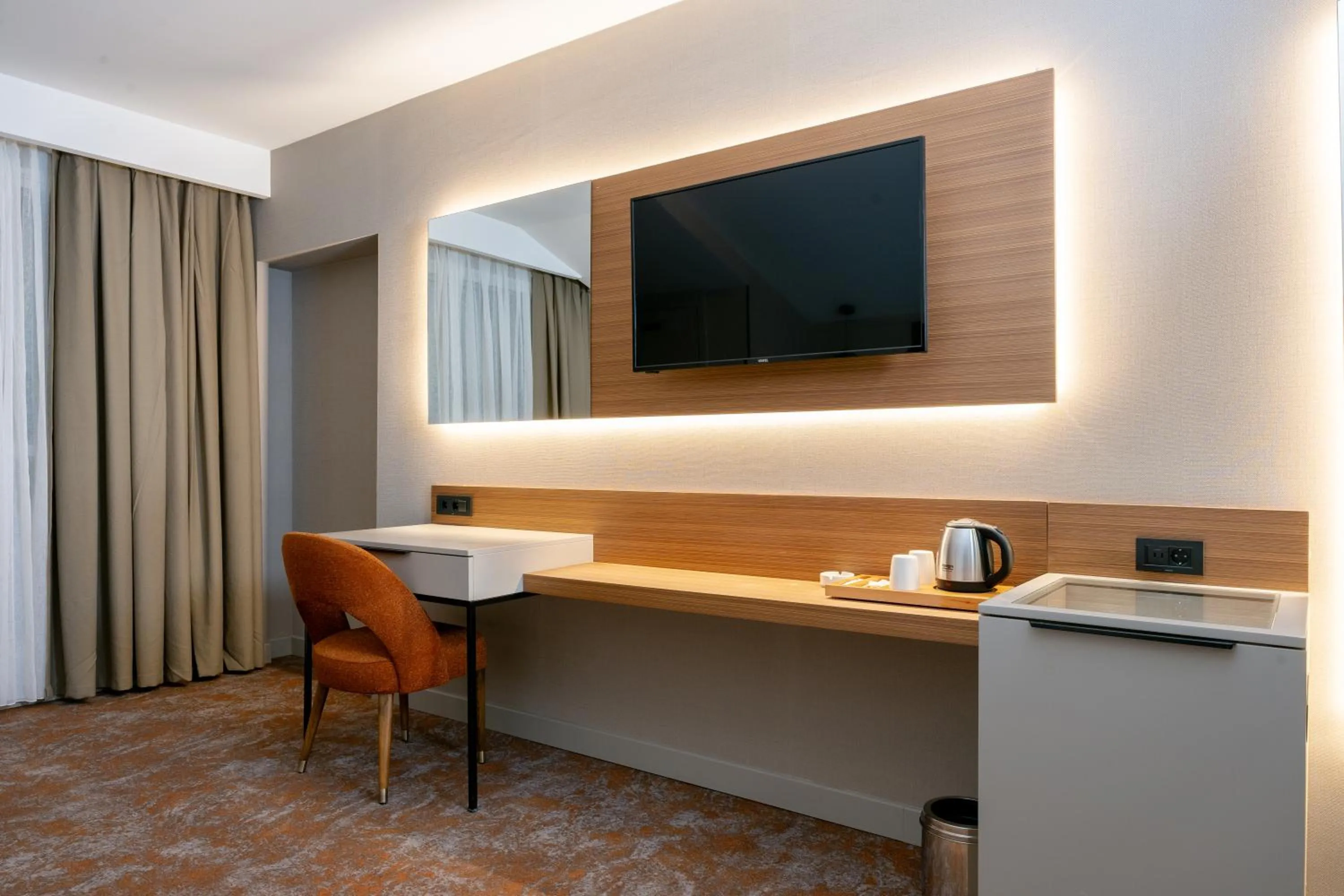 TV and multimedia in Dedeman Adana