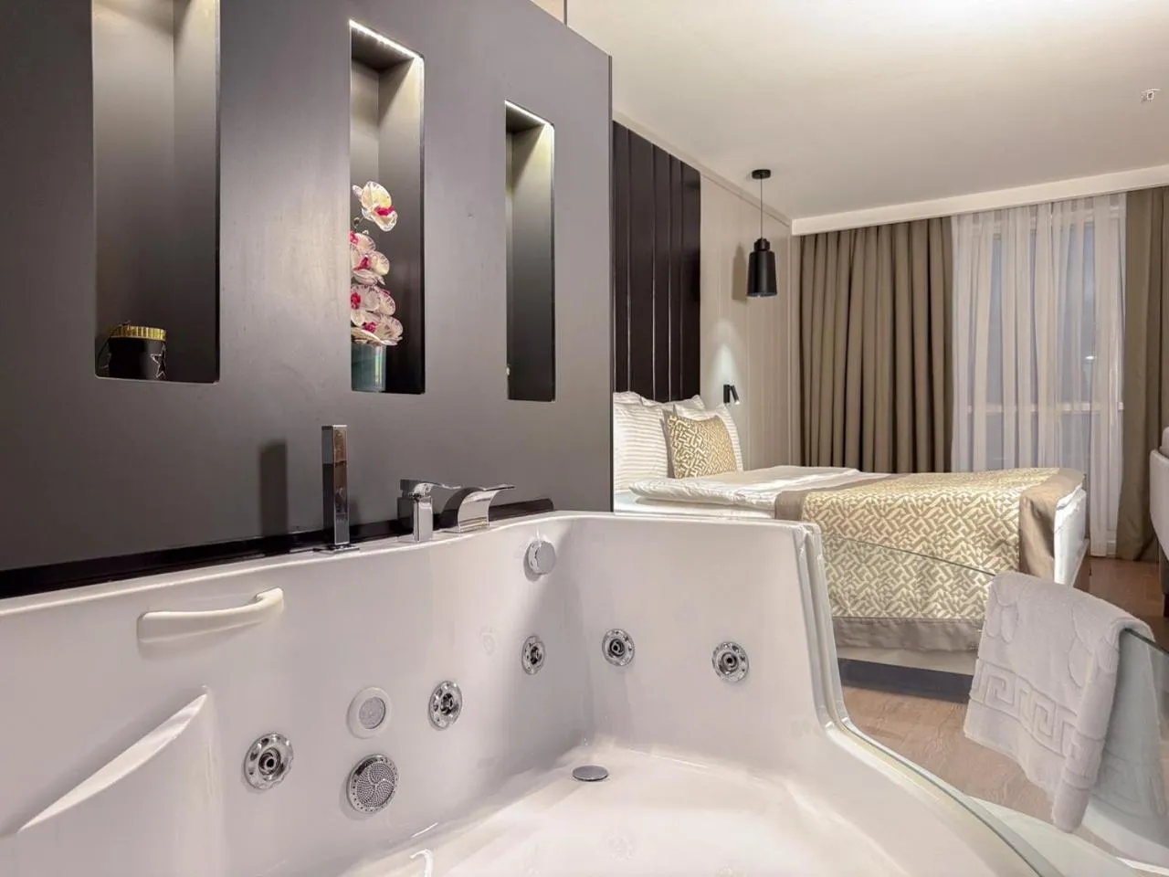 Bed in Dedeman Adana