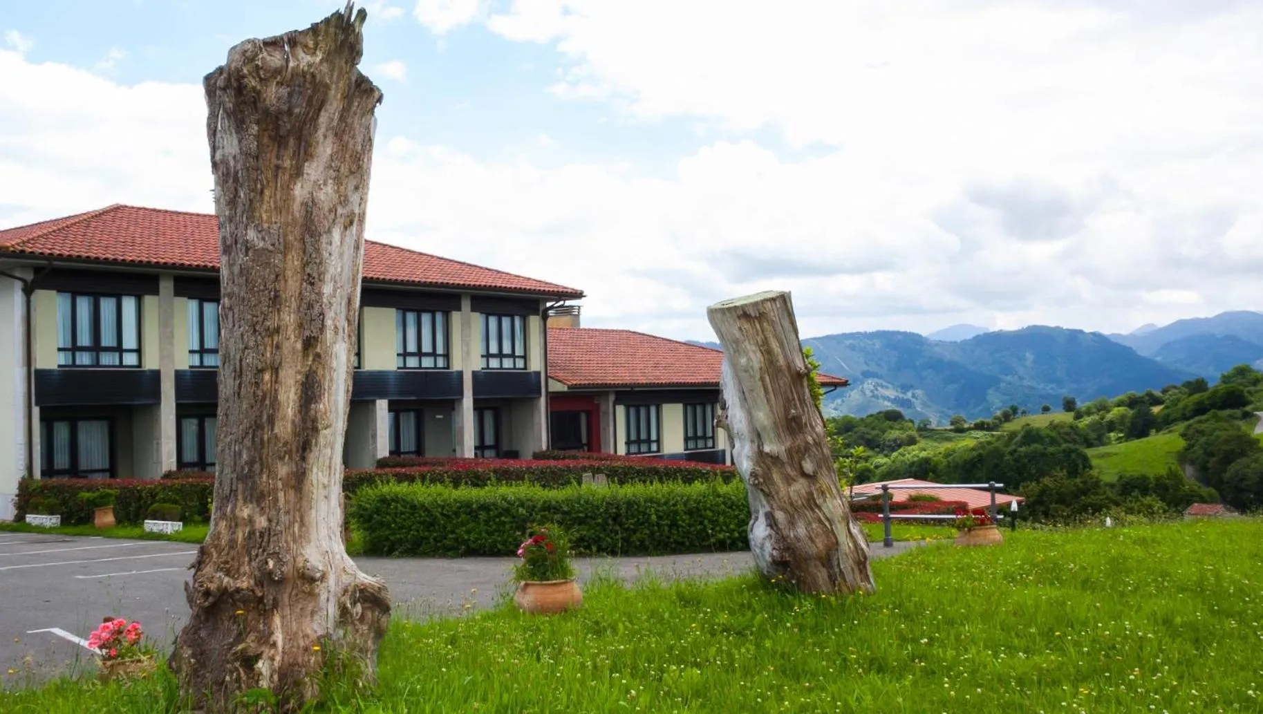 Garden in Hosteria de Torazo Nature Hotel & Spa