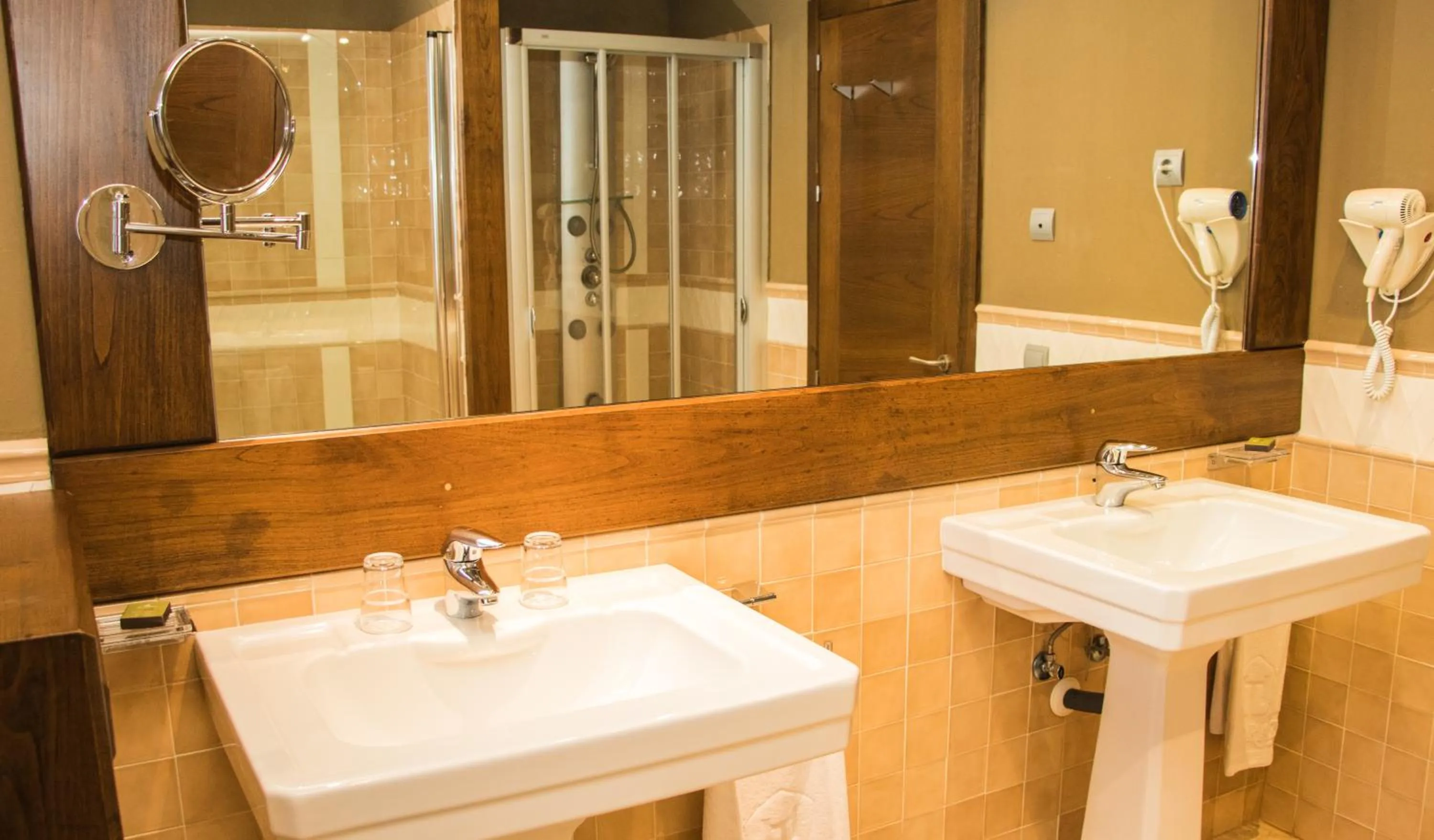 Hosteria de Torazo Nature Hotel & Spa