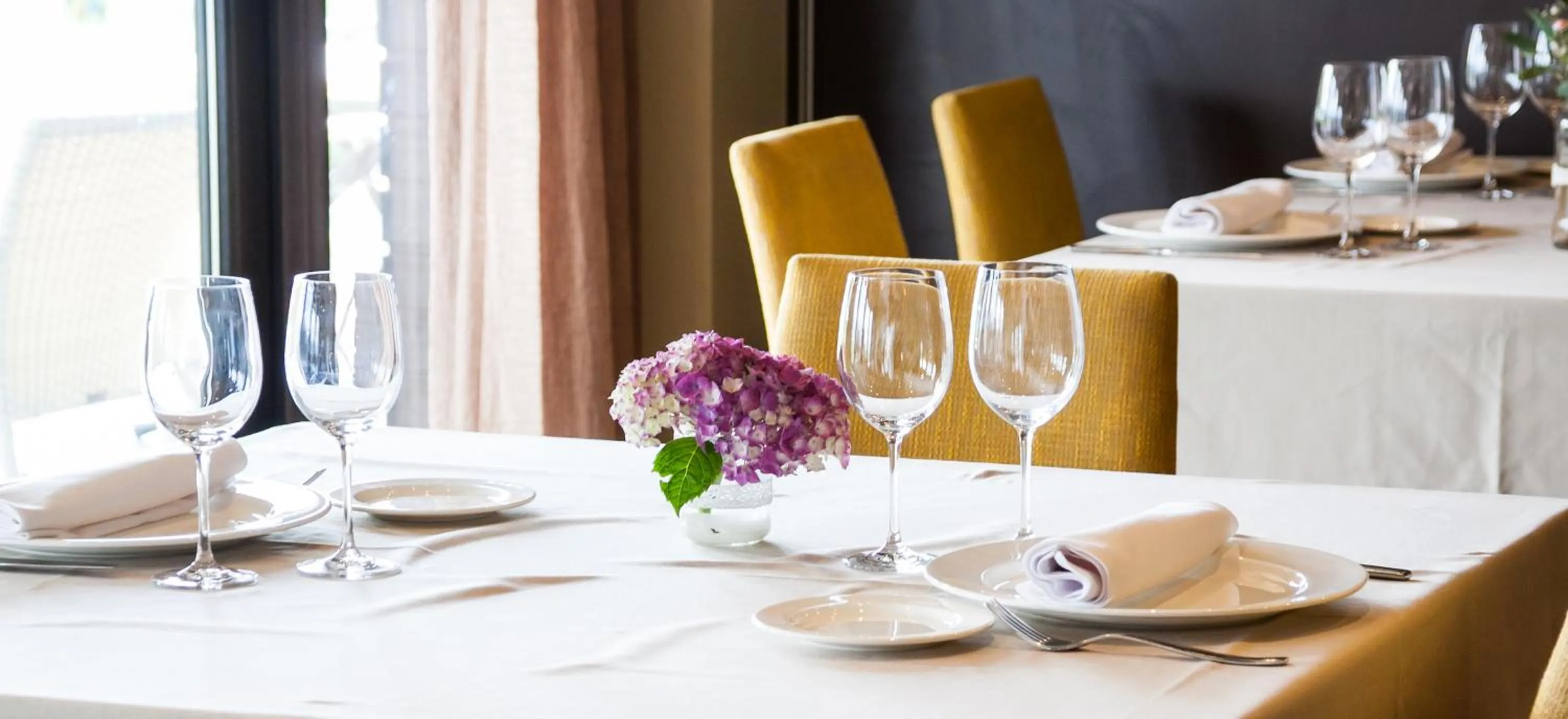 Restaurant/places to eat in Hosteria de Torazo Nature Hotel & Spa