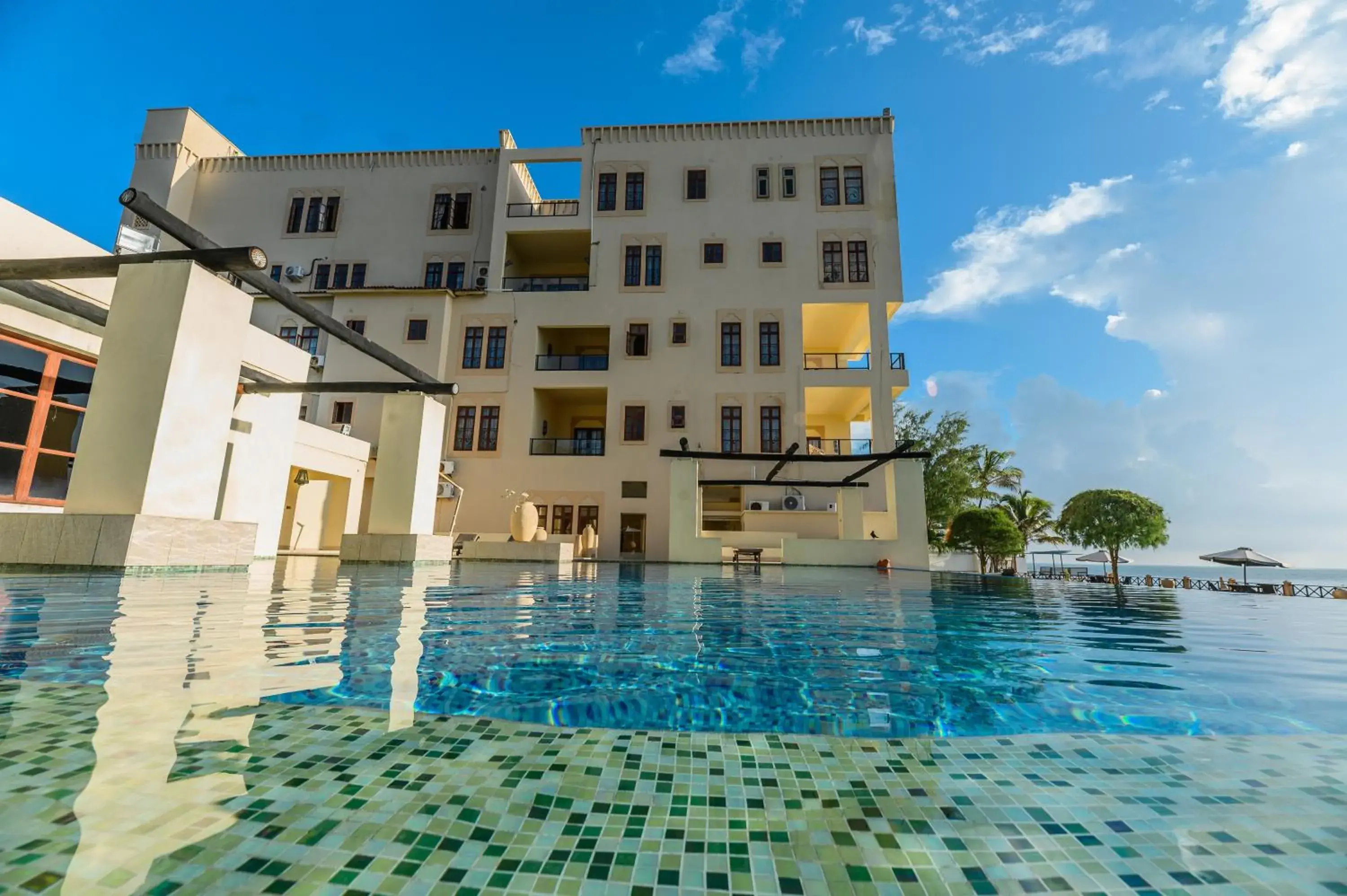 Property Building in Cocoa Boutique Hotel Property Building in Cocoa Boutique Hotel