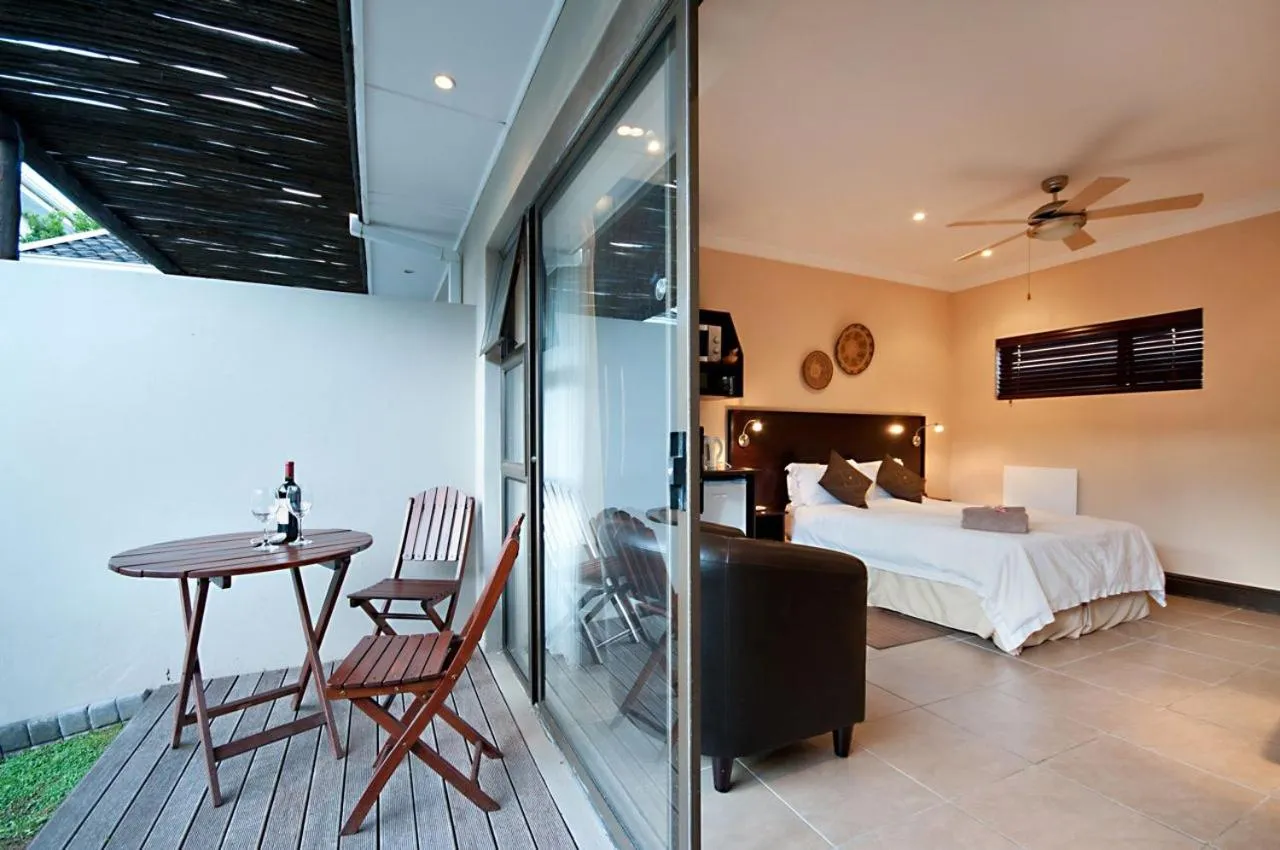 Bed in Africa Beach B&B