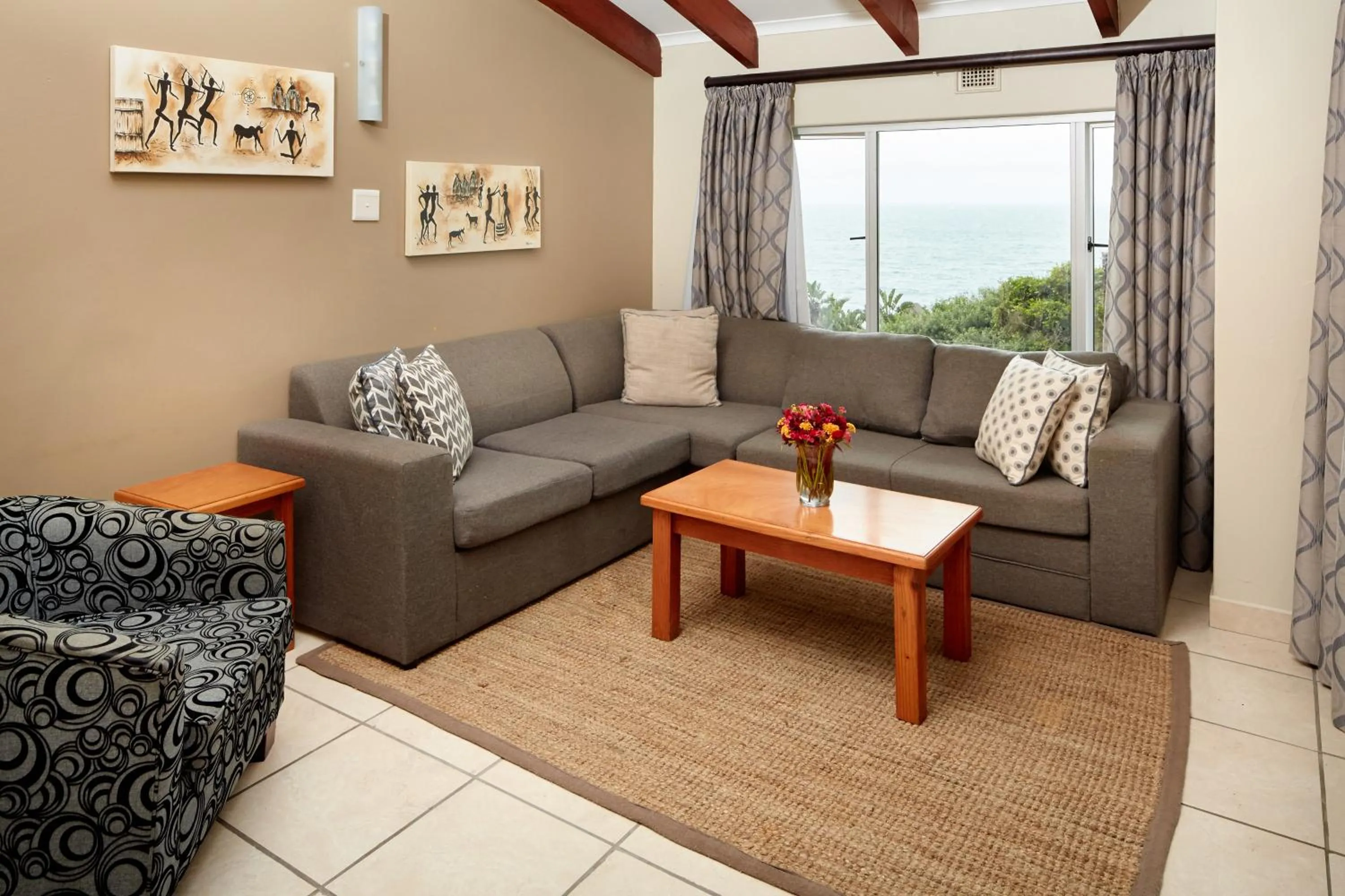 Living room in First Group Chaka's Rock Chalets