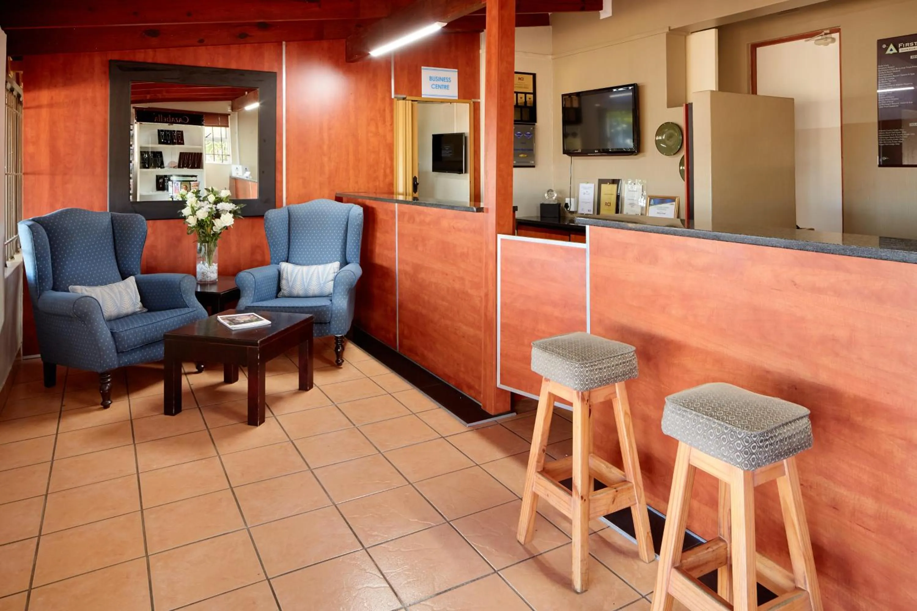 Lobby or reception in First Group Chaka's Rock Chalets