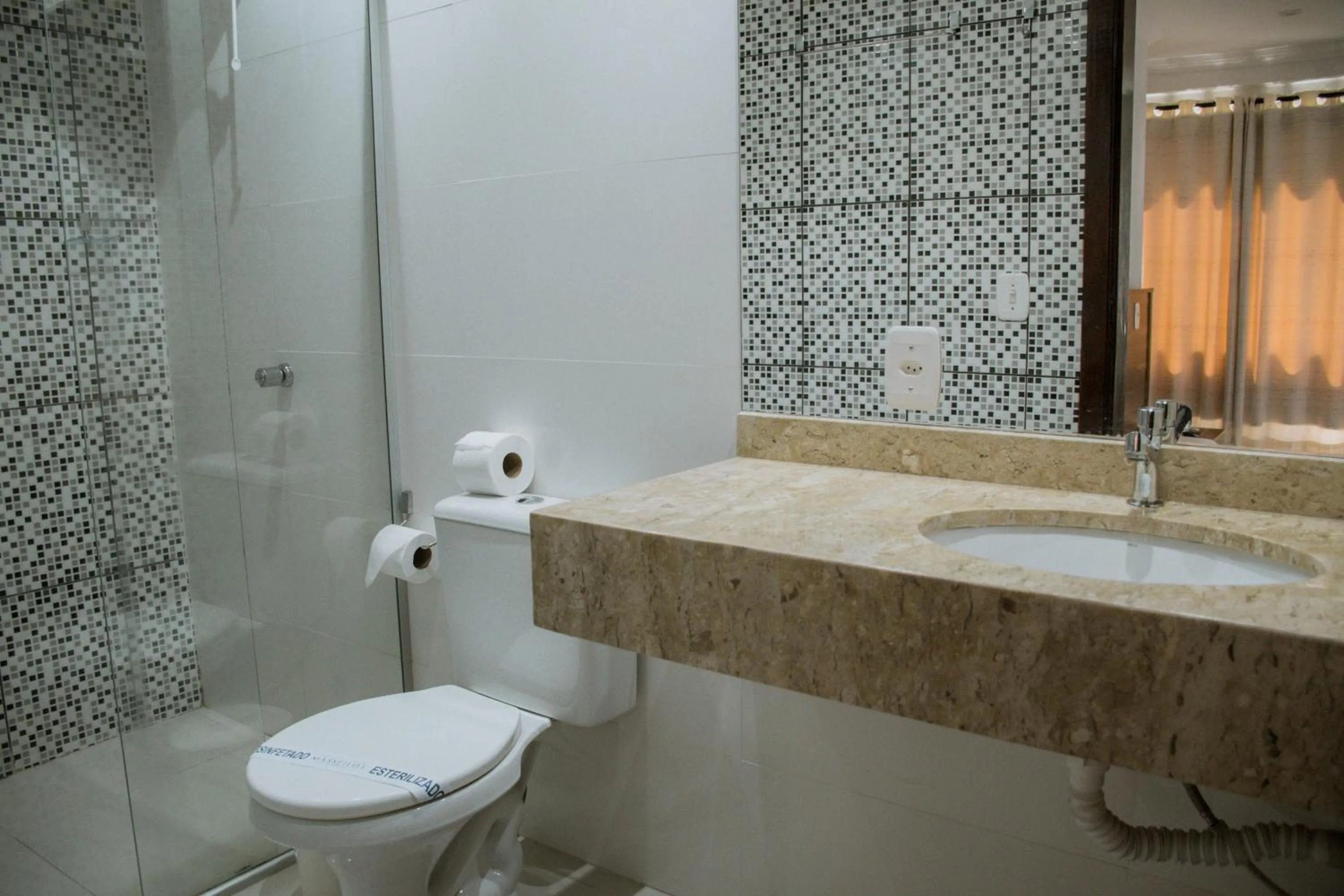 Bathroom in Hotel Masseilot