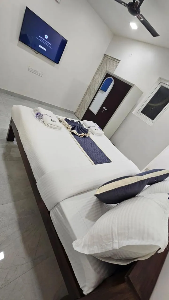 Bed in MetroResidency com