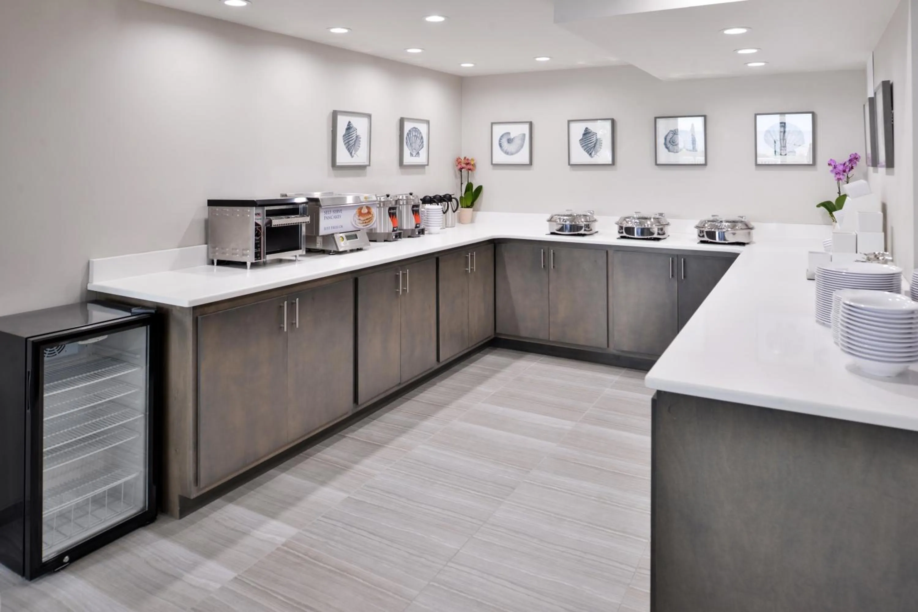 Area and facilities in Cabana Shores Hotel