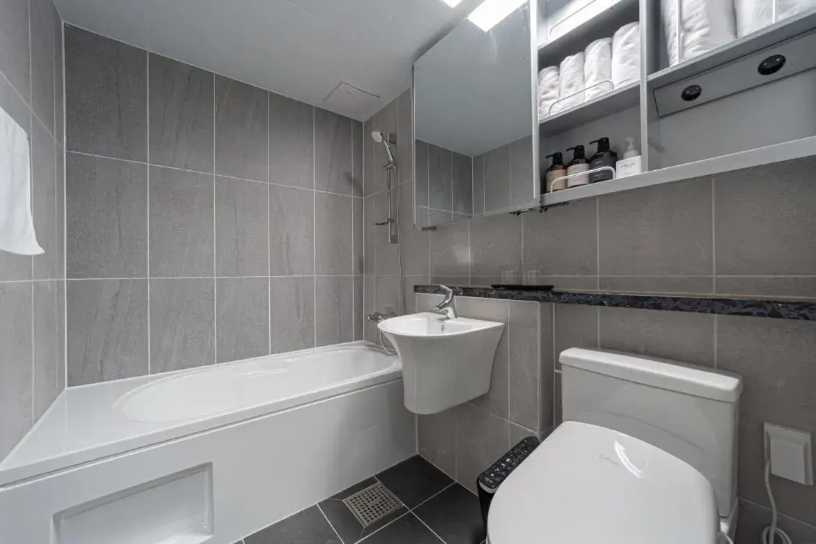 Bella Stay Bella Stay