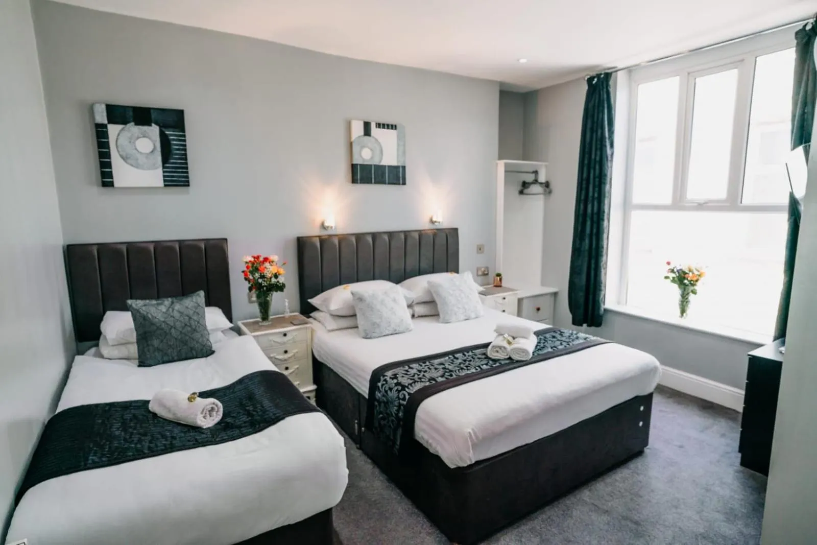 Bedroom, Bed in OYO Minerva Guesthouse