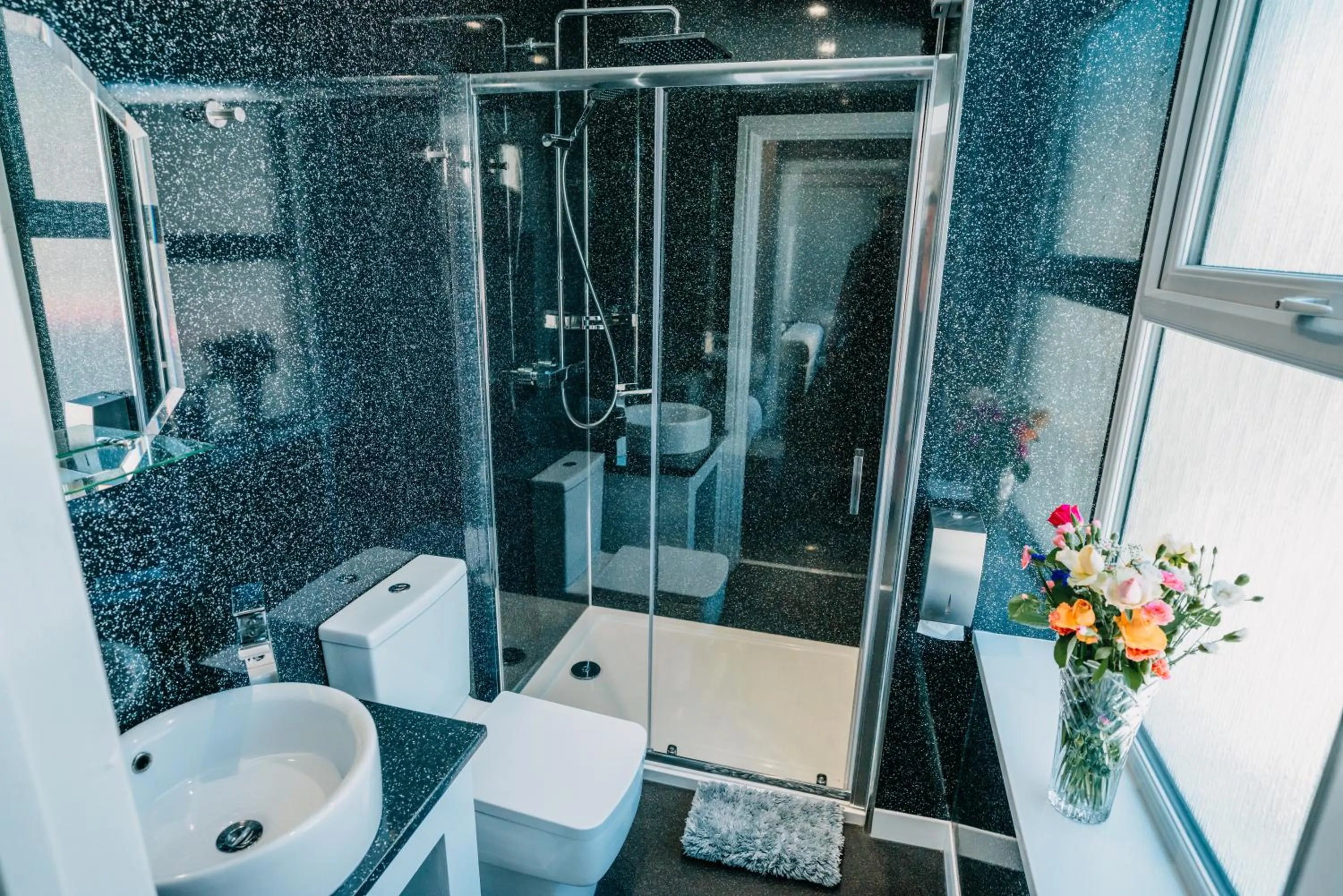 Bedroom in OYO Minerva Guesthouse