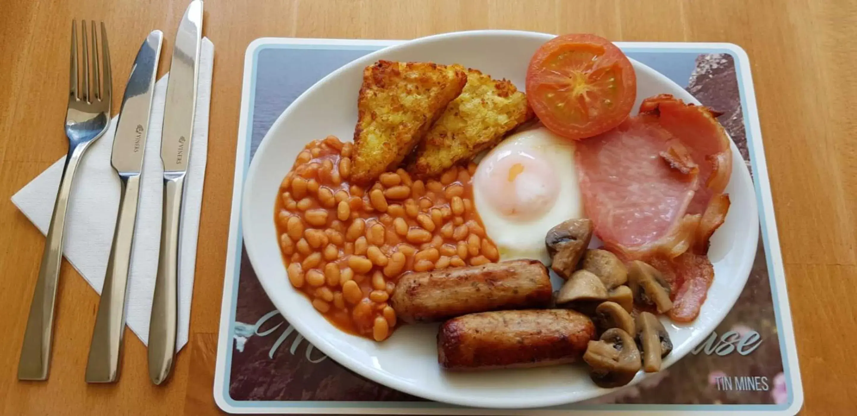 Breakfast in OYO Minerva Guesthouse Breakfast in OYO Minerva Guesthouse