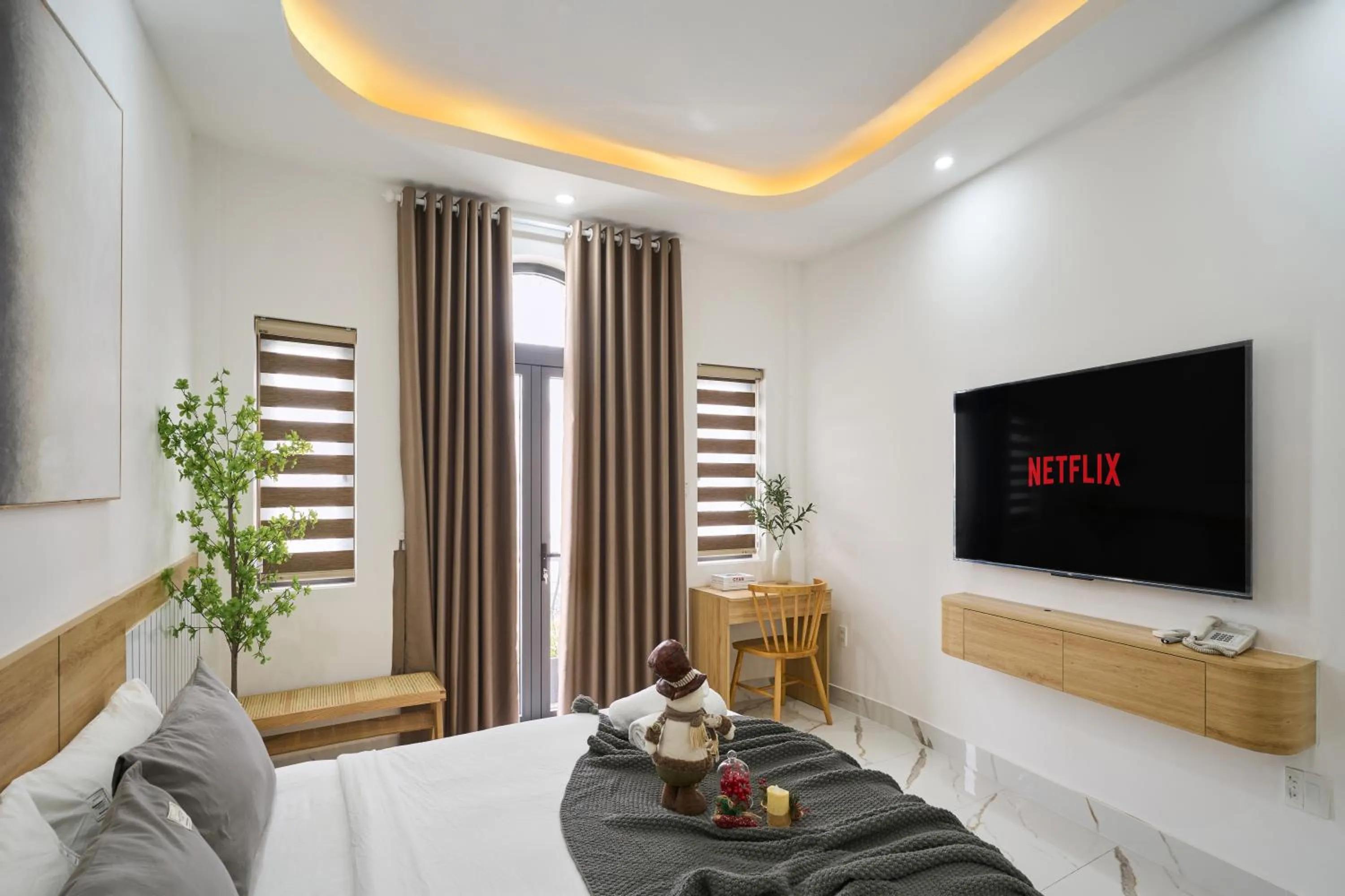 Communal lounge/ TV room in Green Riverside Hotel & Apartment