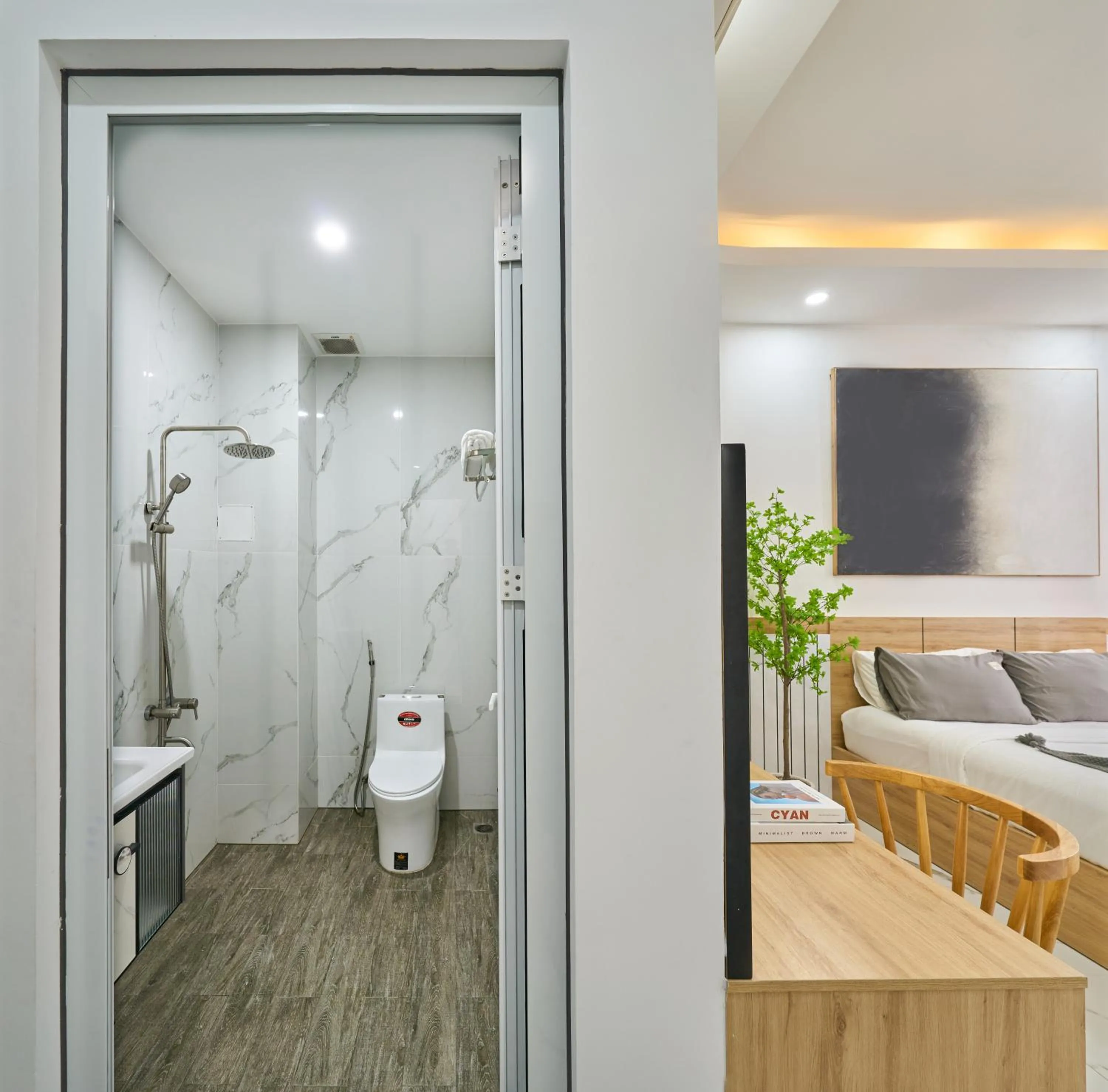 Toilet in Green Riverside Hotel & Apartment