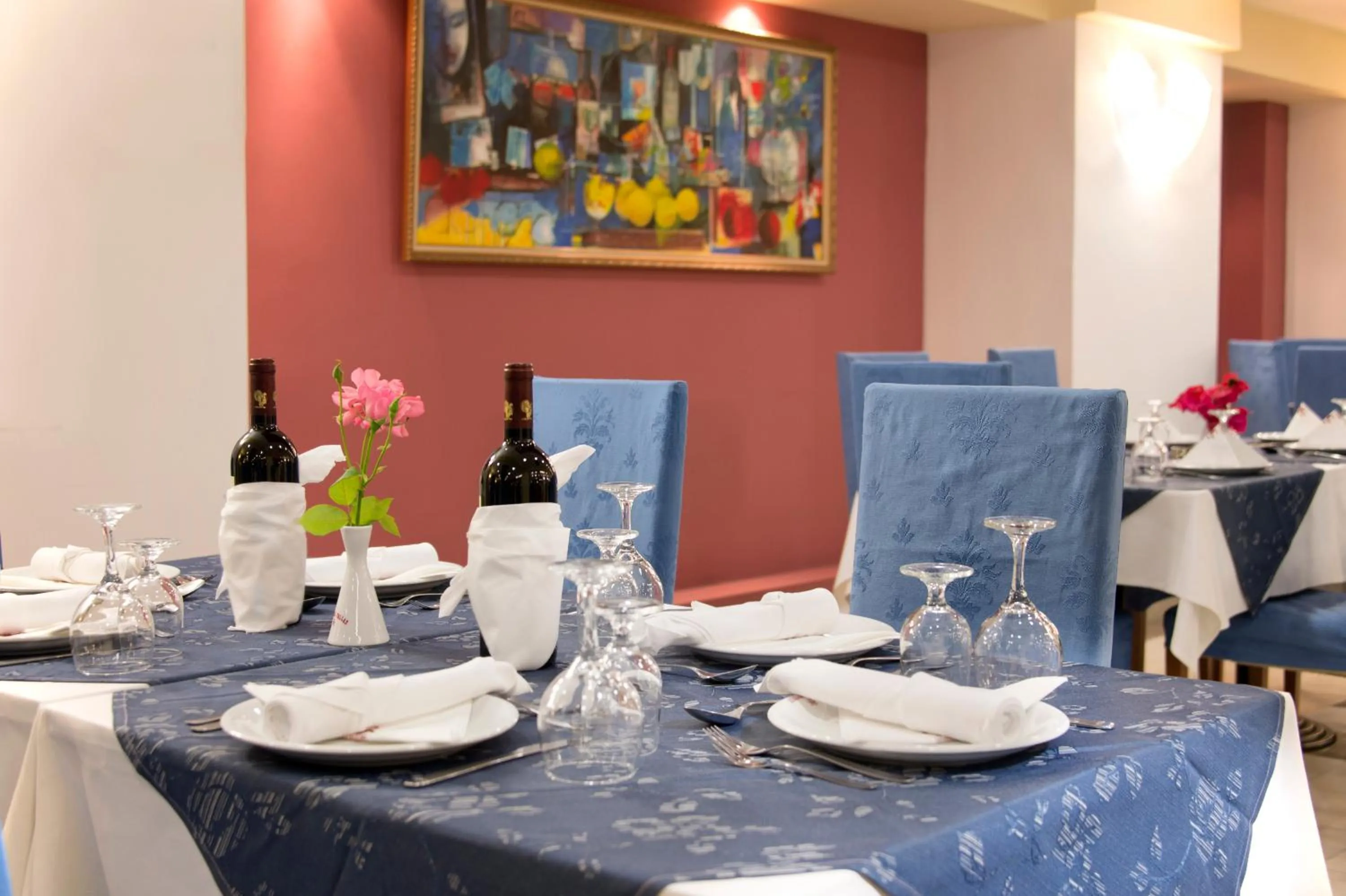 Restaurant/places to eat in Angelika Pallas Hotel