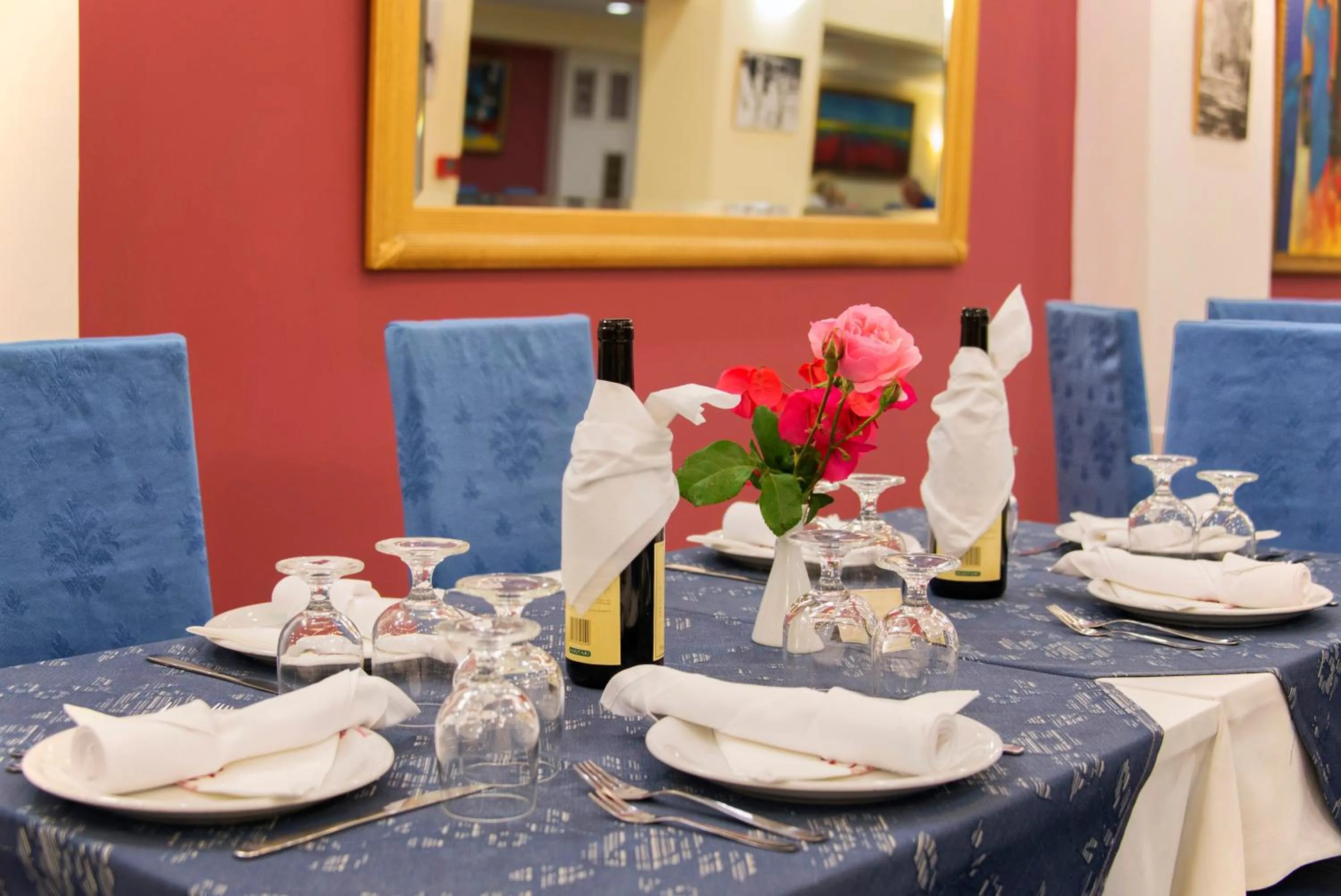 Restaurant/places to eat in Angelika Pallas Hotel