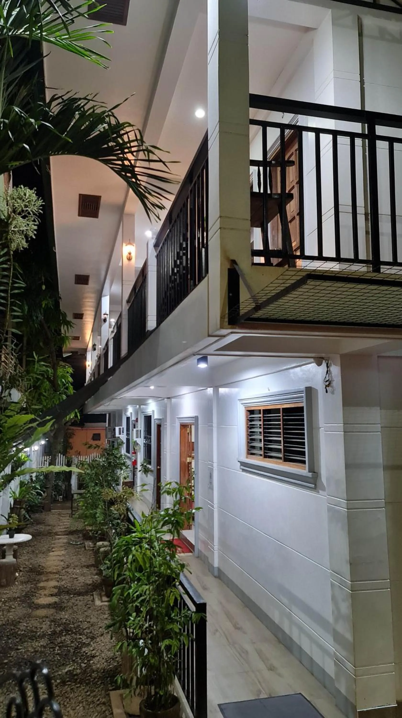 Property building in Roccksar Pension House