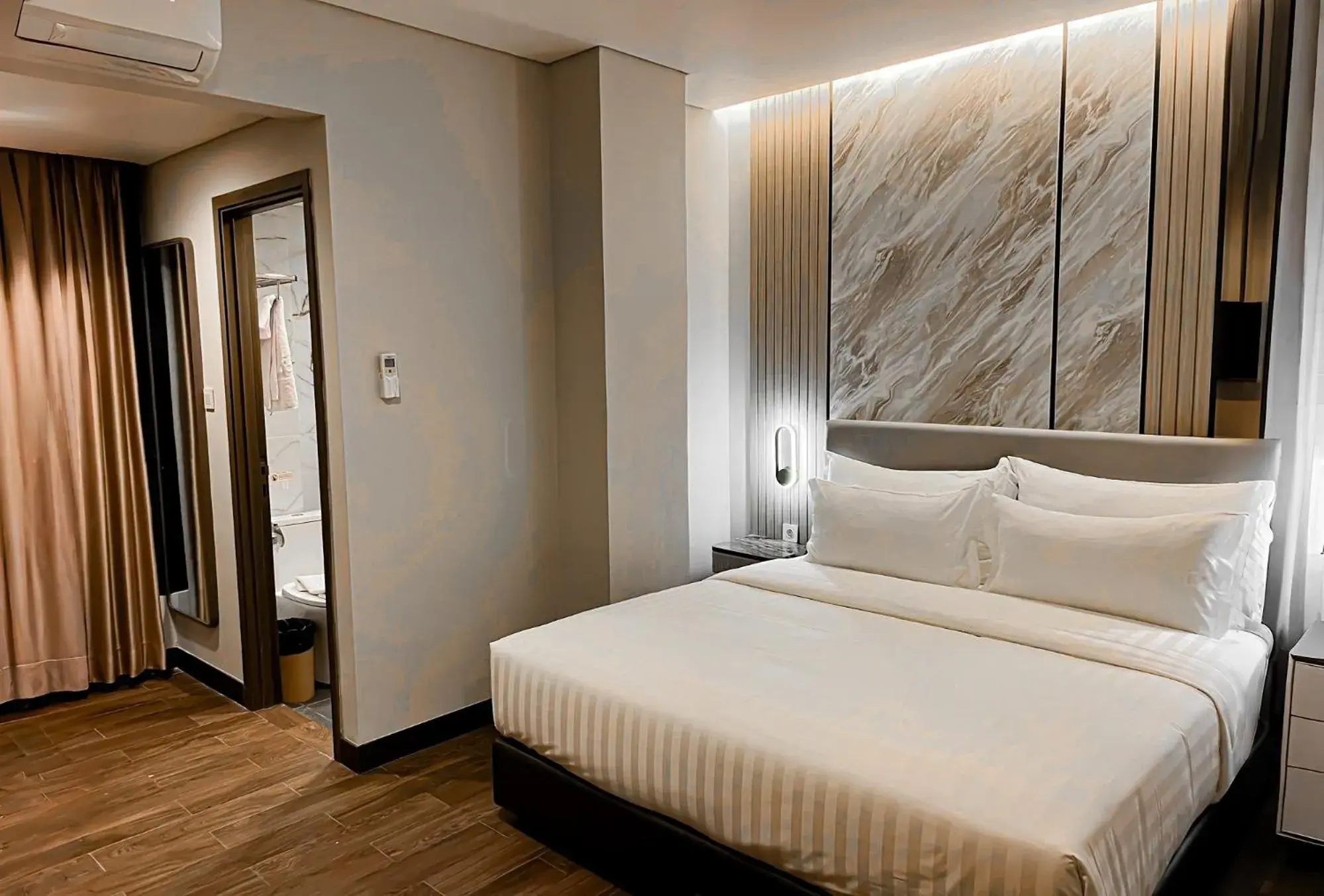 Bedroom, Bed in d'primahotel PIK Jakarta Bedroom, Bed in d'primahotel PIK Jakarta