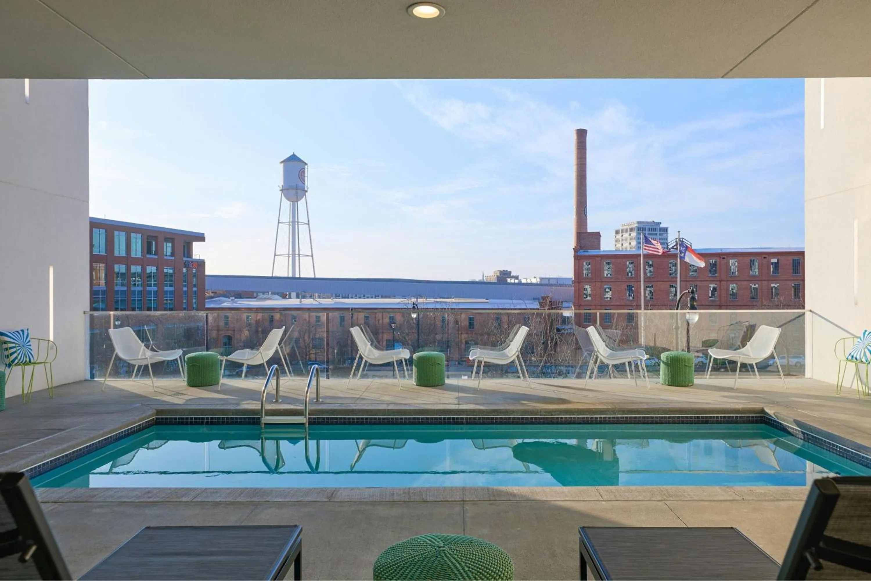 Area and facilities in Aloft Durham Downtown