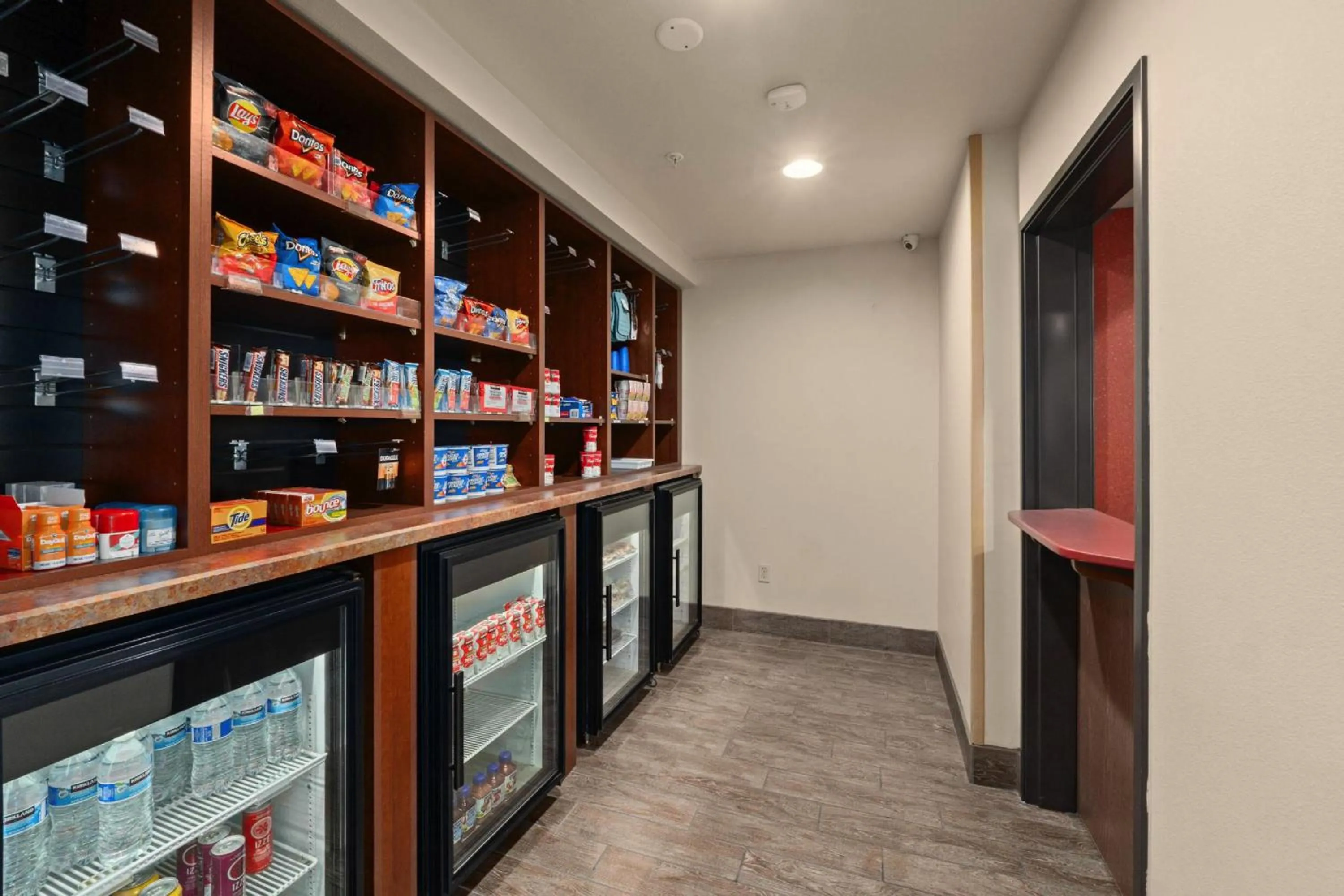 On-site shops in MainStay Suites Spokane Valley