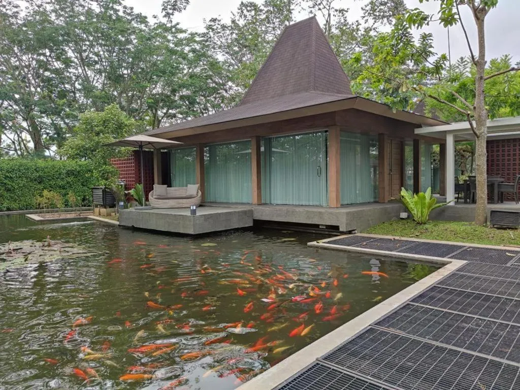 Garden view in Djoglo Luxury Bungalow