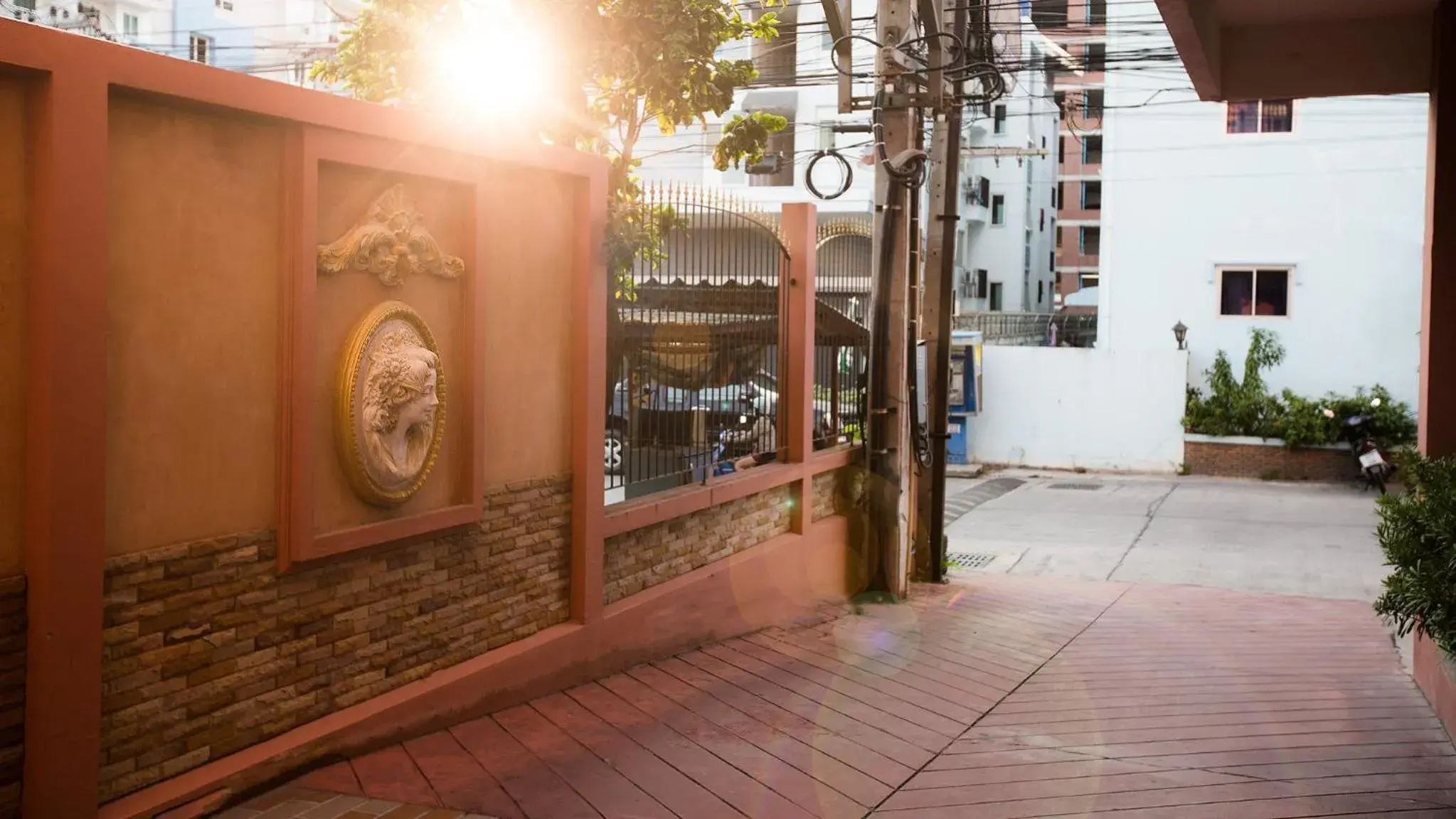 Property building in Navin Mansion 3 Pattaya Property building in Navin Mansion 3 Pattaya