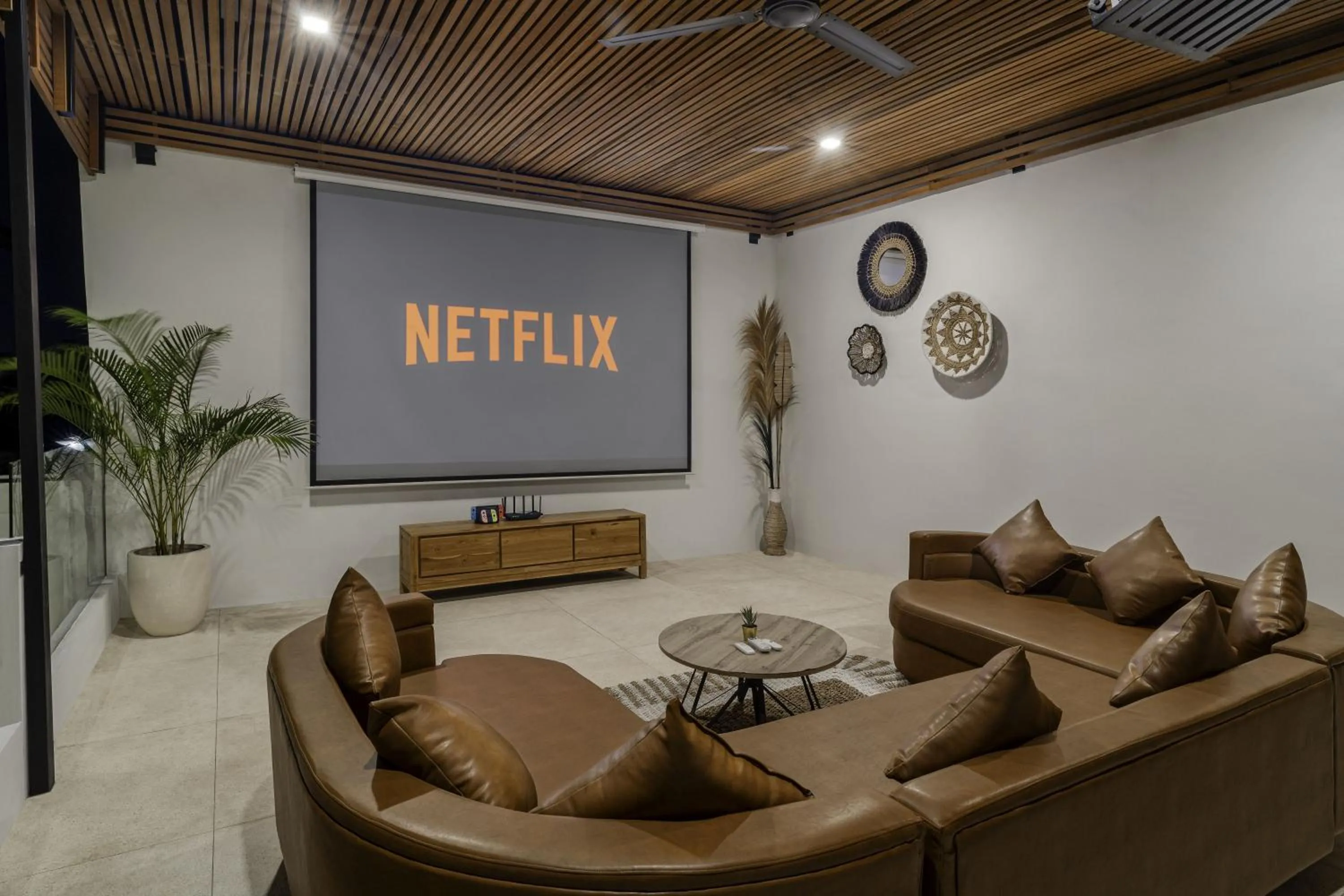 Communal lounge/ TV room in Casa Amor by GORO
