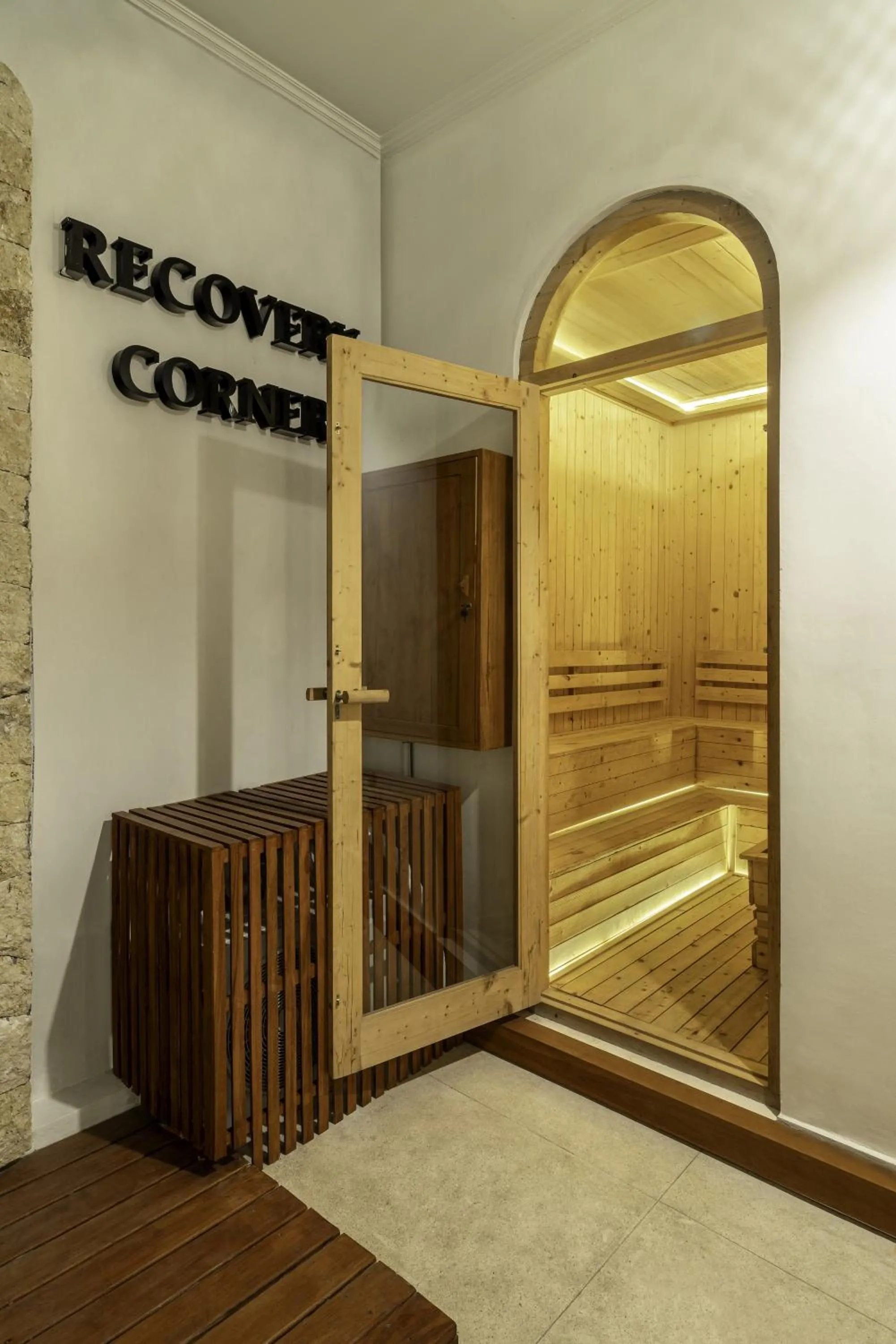Sauna in Casa Amor by GORO