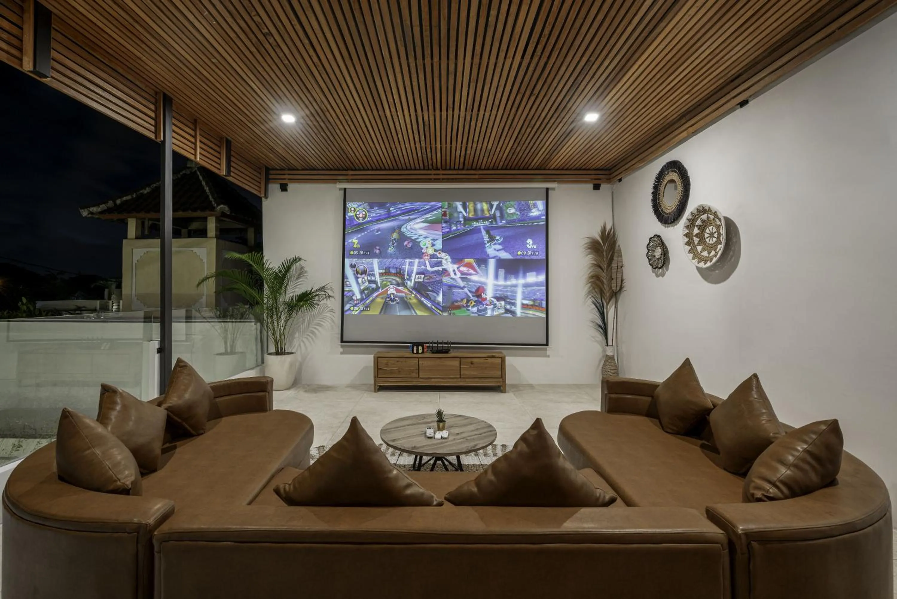 Communal lounge/ TV room in Casa Amor by GORO