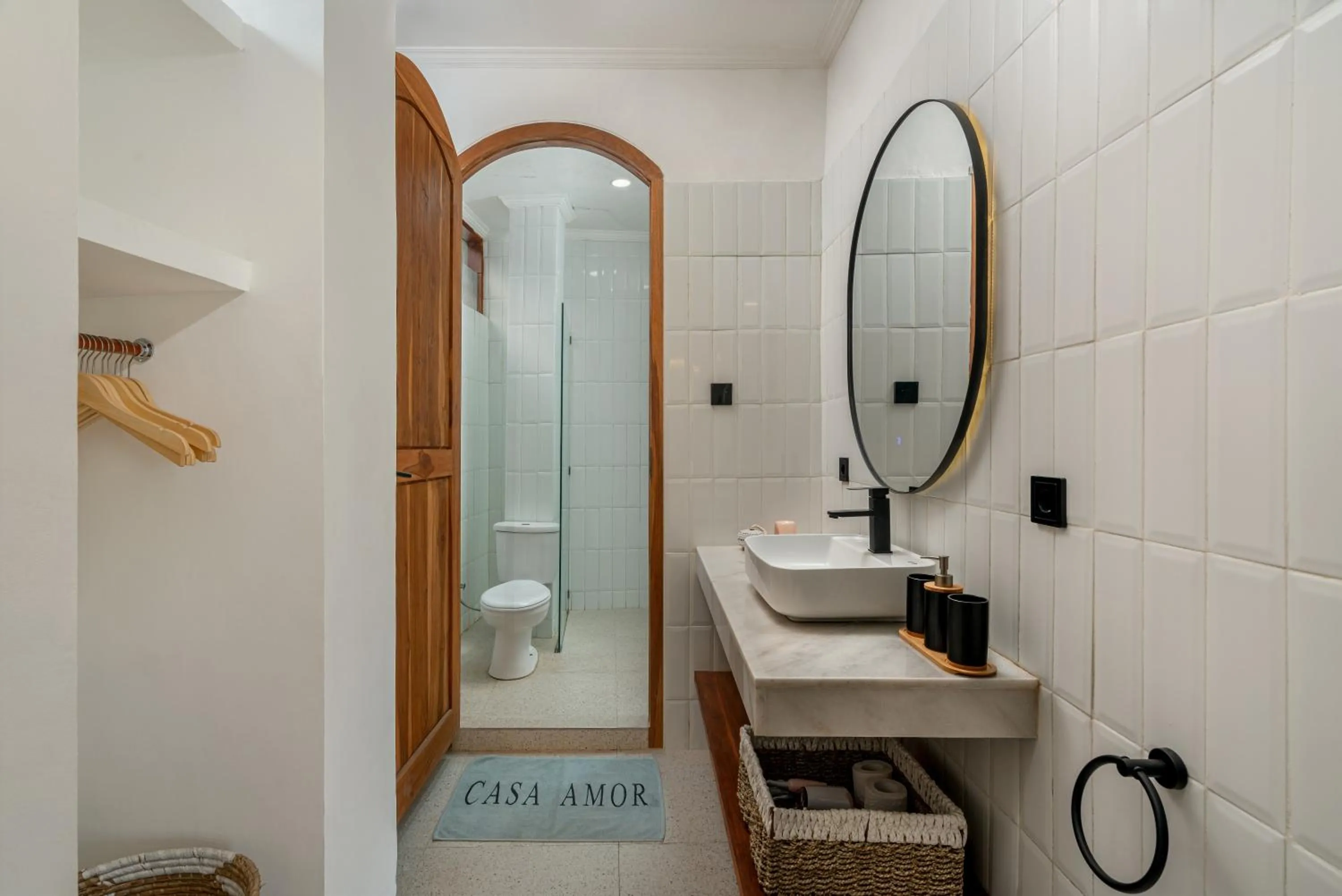 Bathroom in Casa Amor by GORO