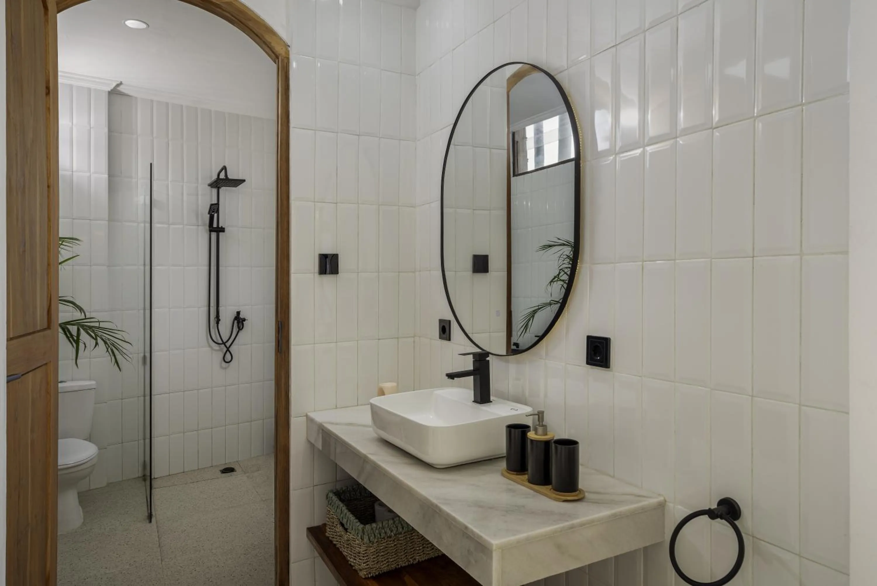 Bathroom in Casa Amor by GORO