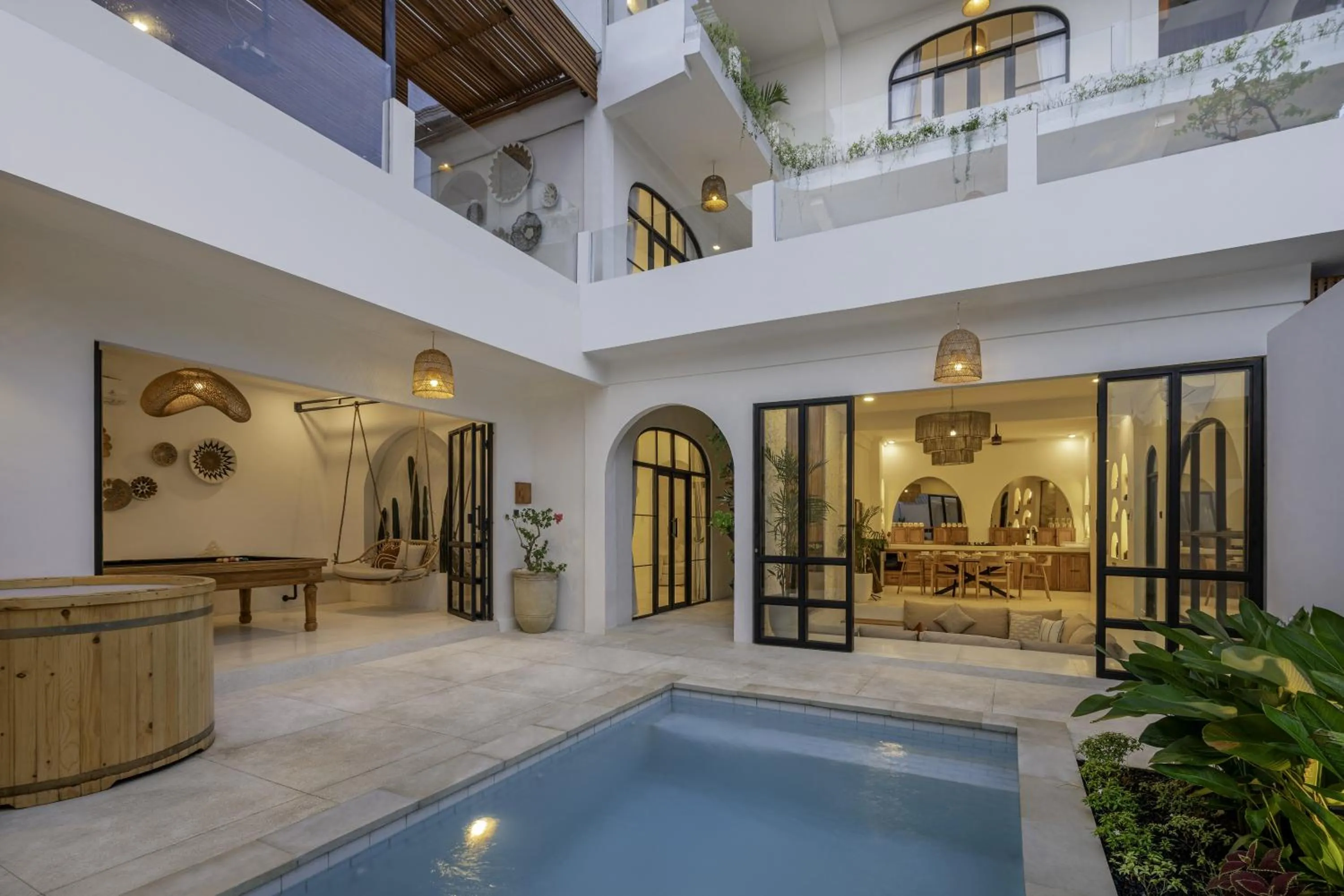 Swimming pool in Casa Amor by GORO