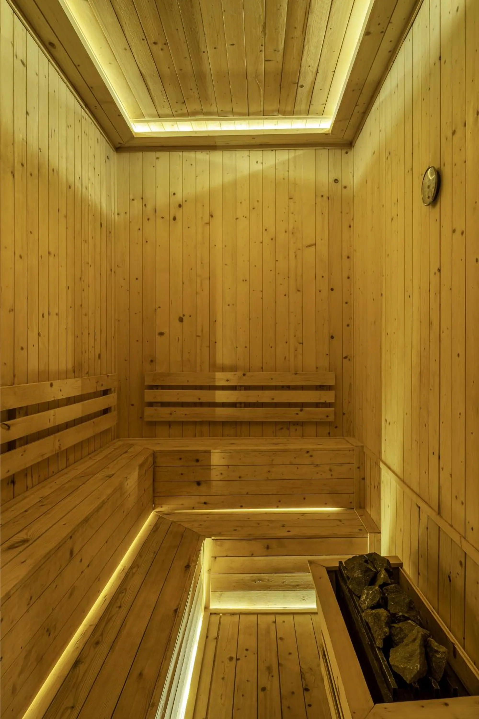 Sauna in Casa Amor by GORO