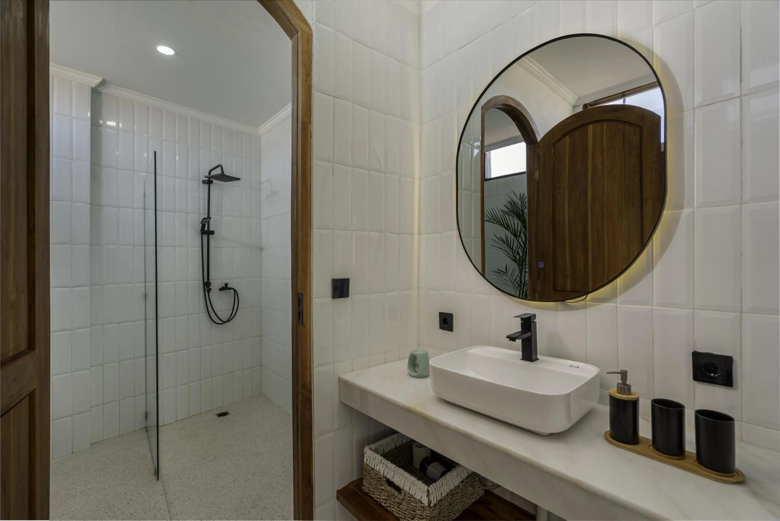 Bathroom in Casa Amor by GORO