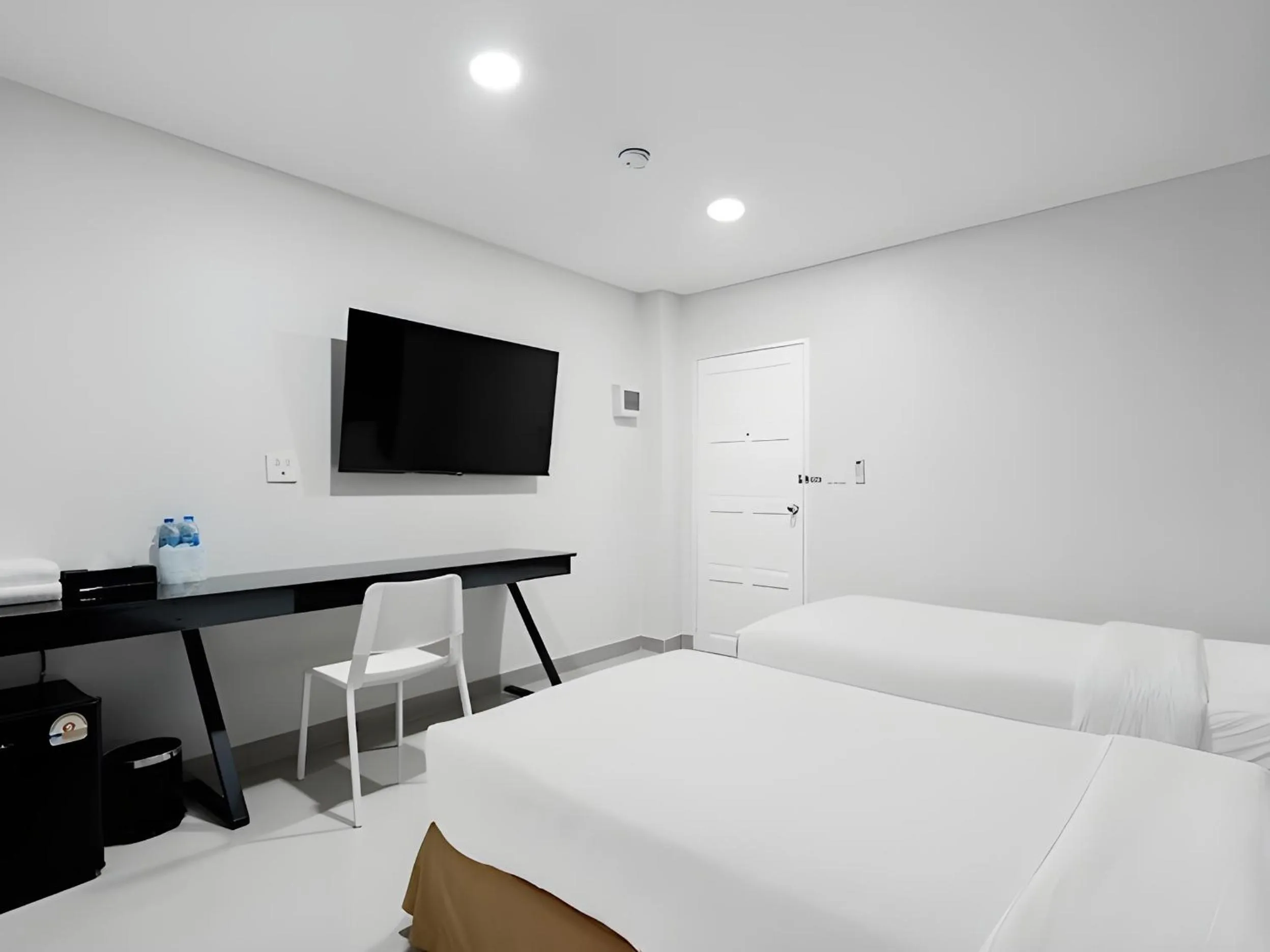 Bedroom, Bed in Terminal2 Hotel Phukettown