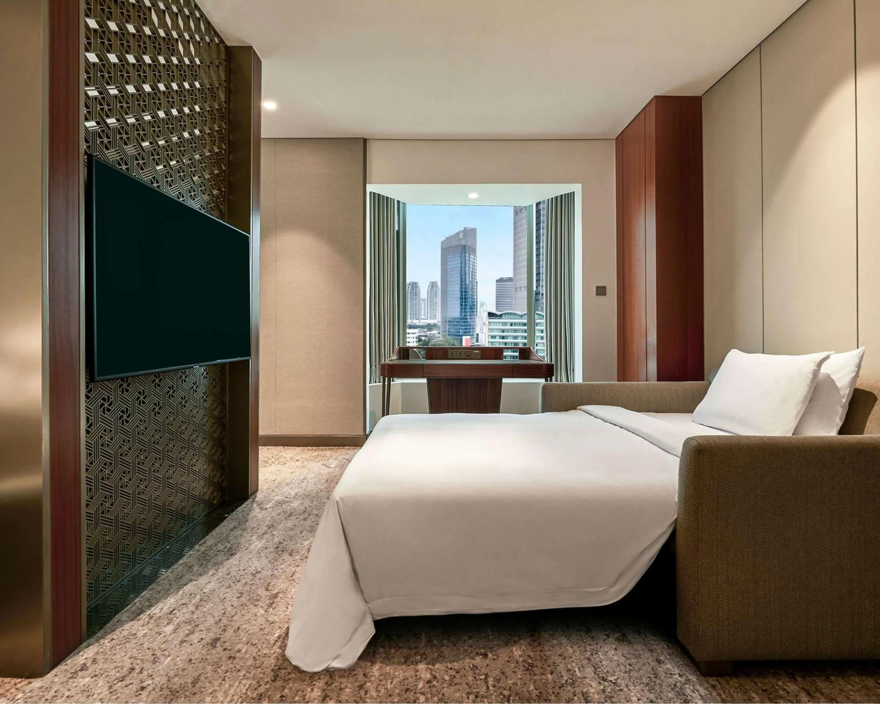 Bedroom, Bed in Grand Hyatt Jakarta