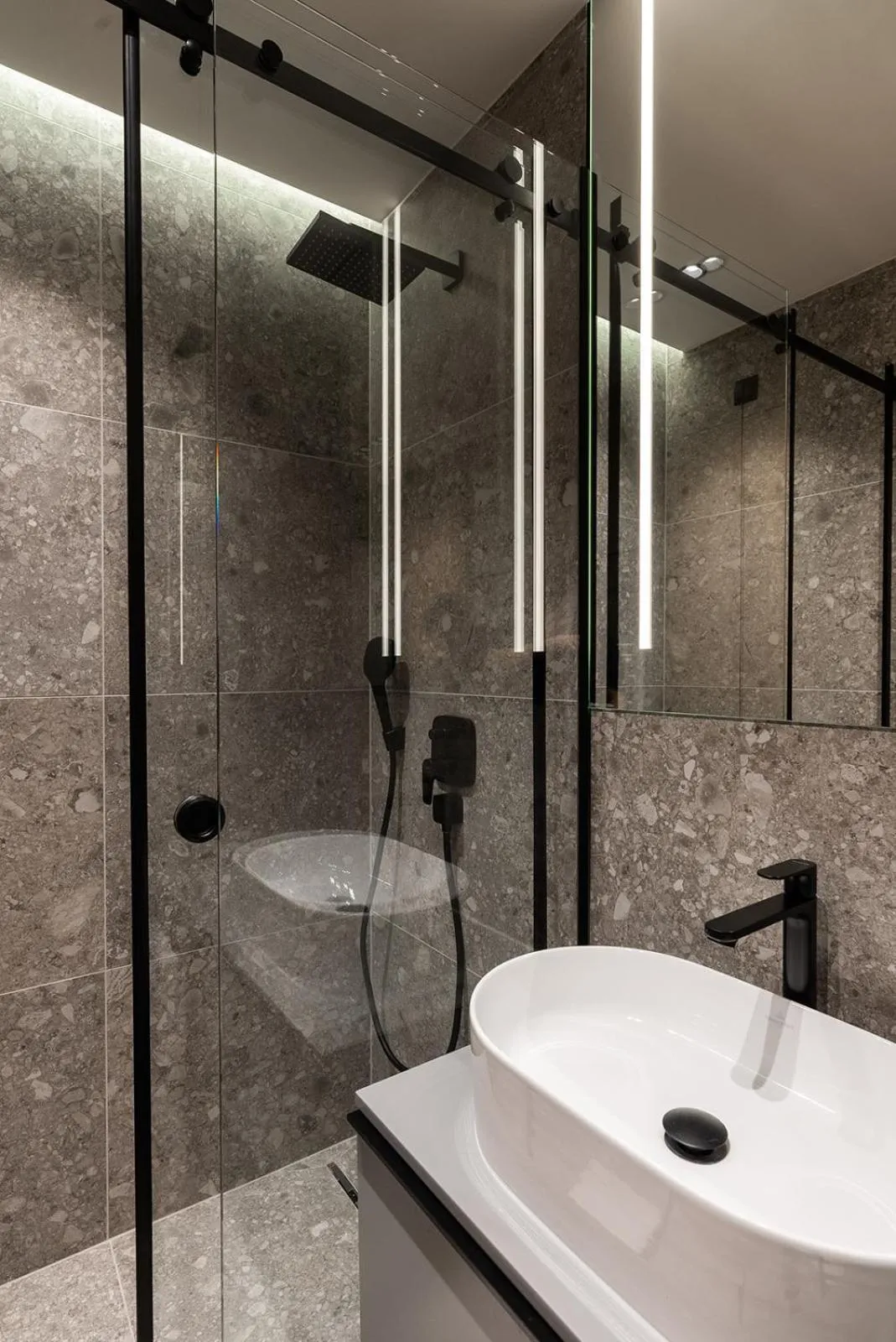 Shower in Garni Hotel Galeria