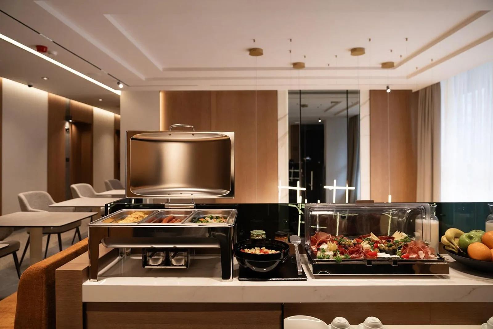 Buffet breakfast in Garni Hotel Galeria