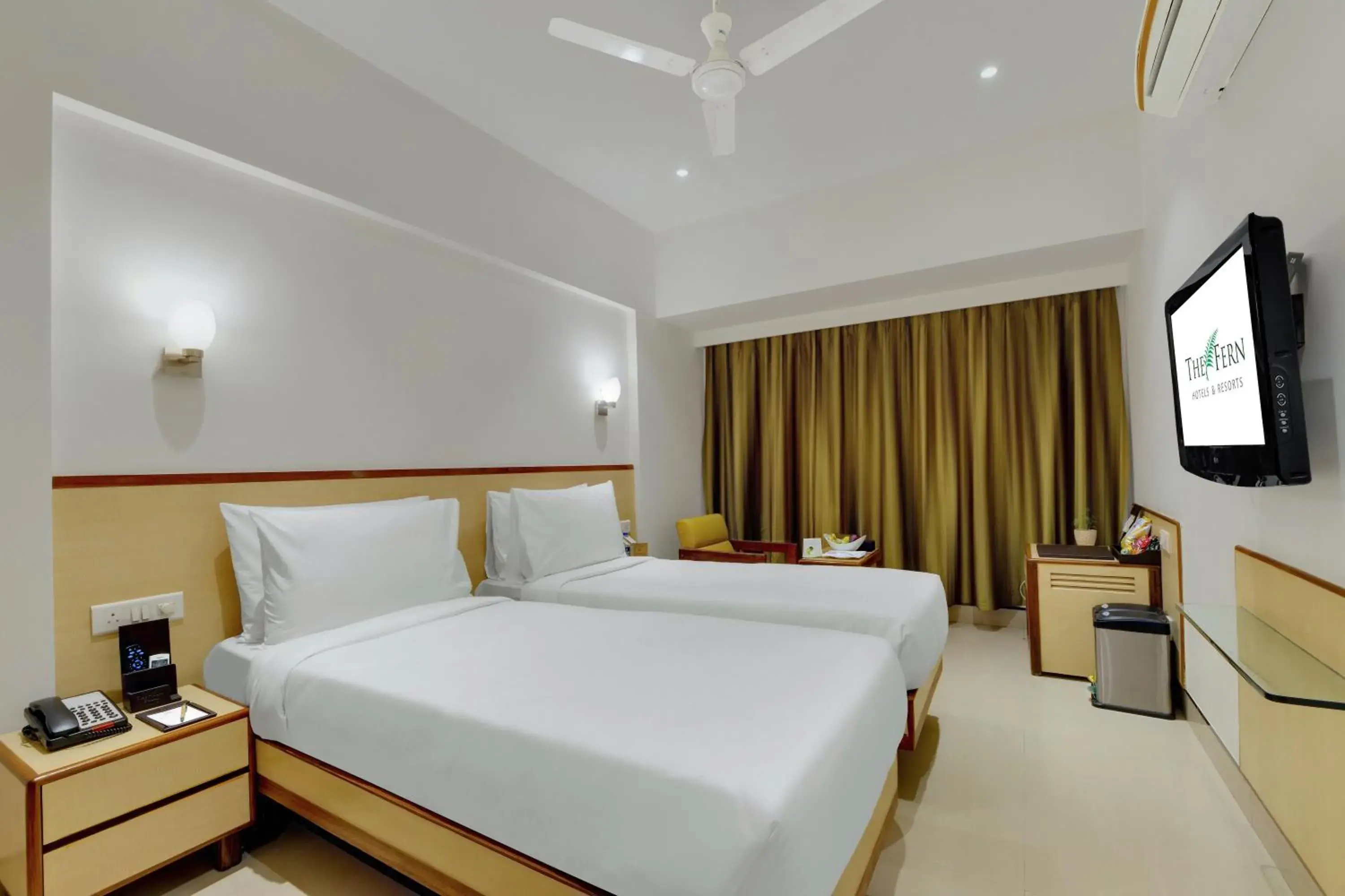 Photo of the whole room, Bed in The Fern Residency Woodland, Pune Photo of the whole room, Bed in The Fern Residency Woodland, Pune