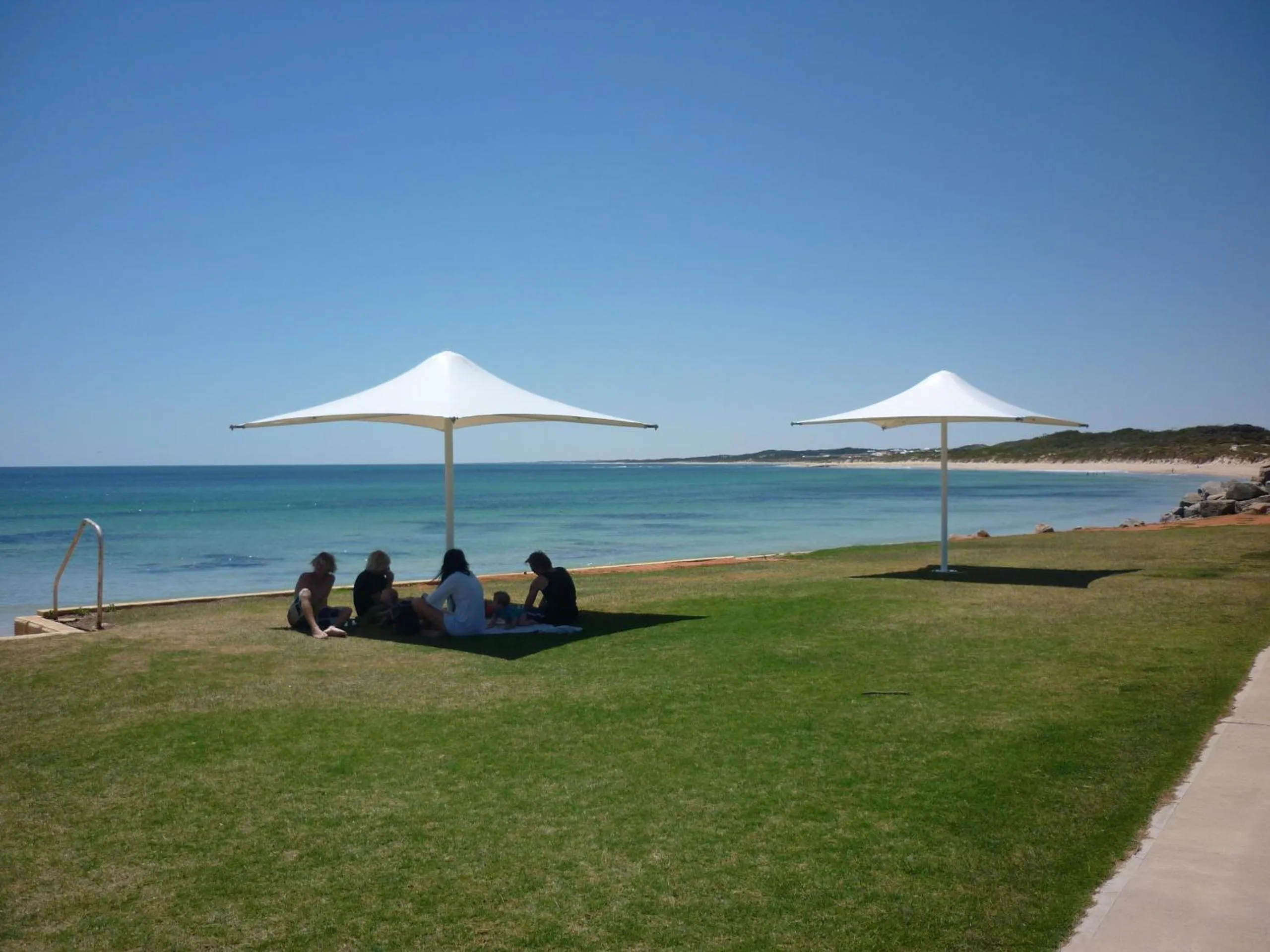 Beach in Leander Reef Holiday Park