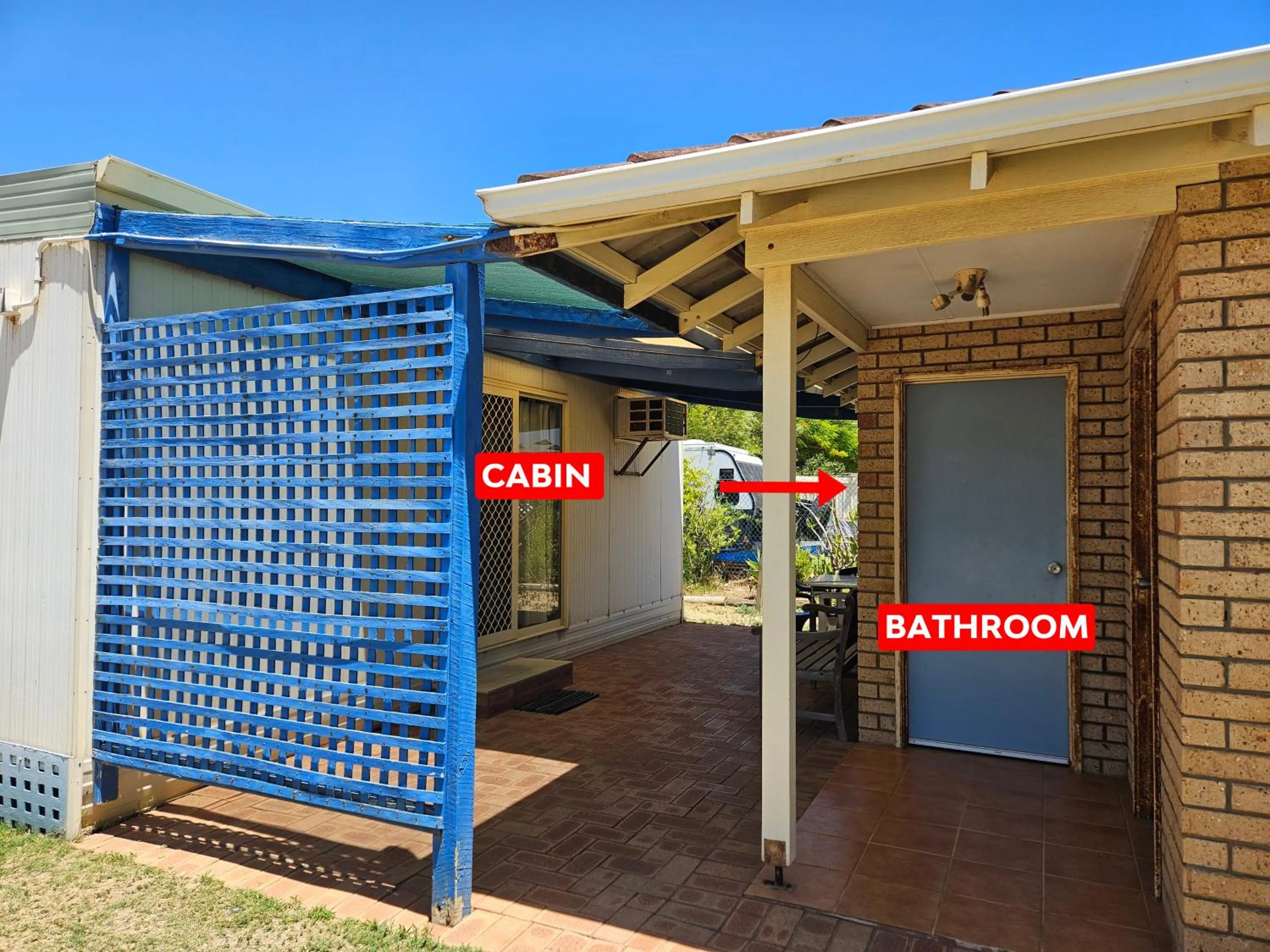 Property building in Leander Reef Holiday Park