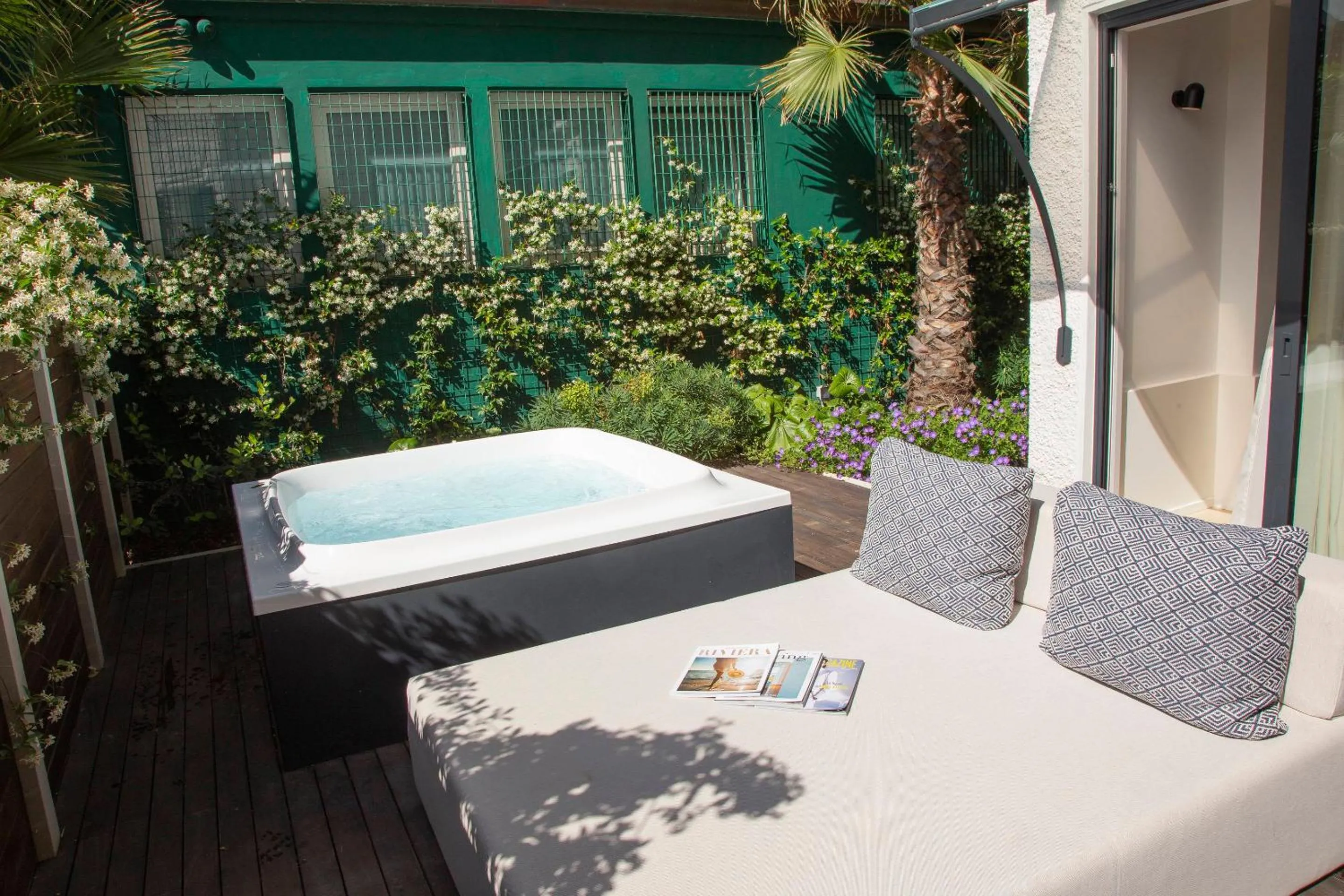 Hot Tub in Hotel Maestrale