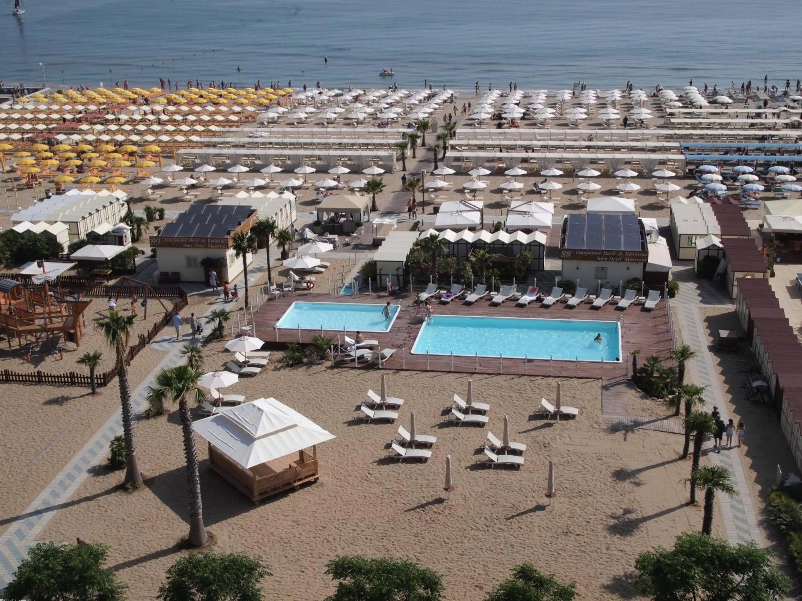 Pool view in Hotel Maestrale