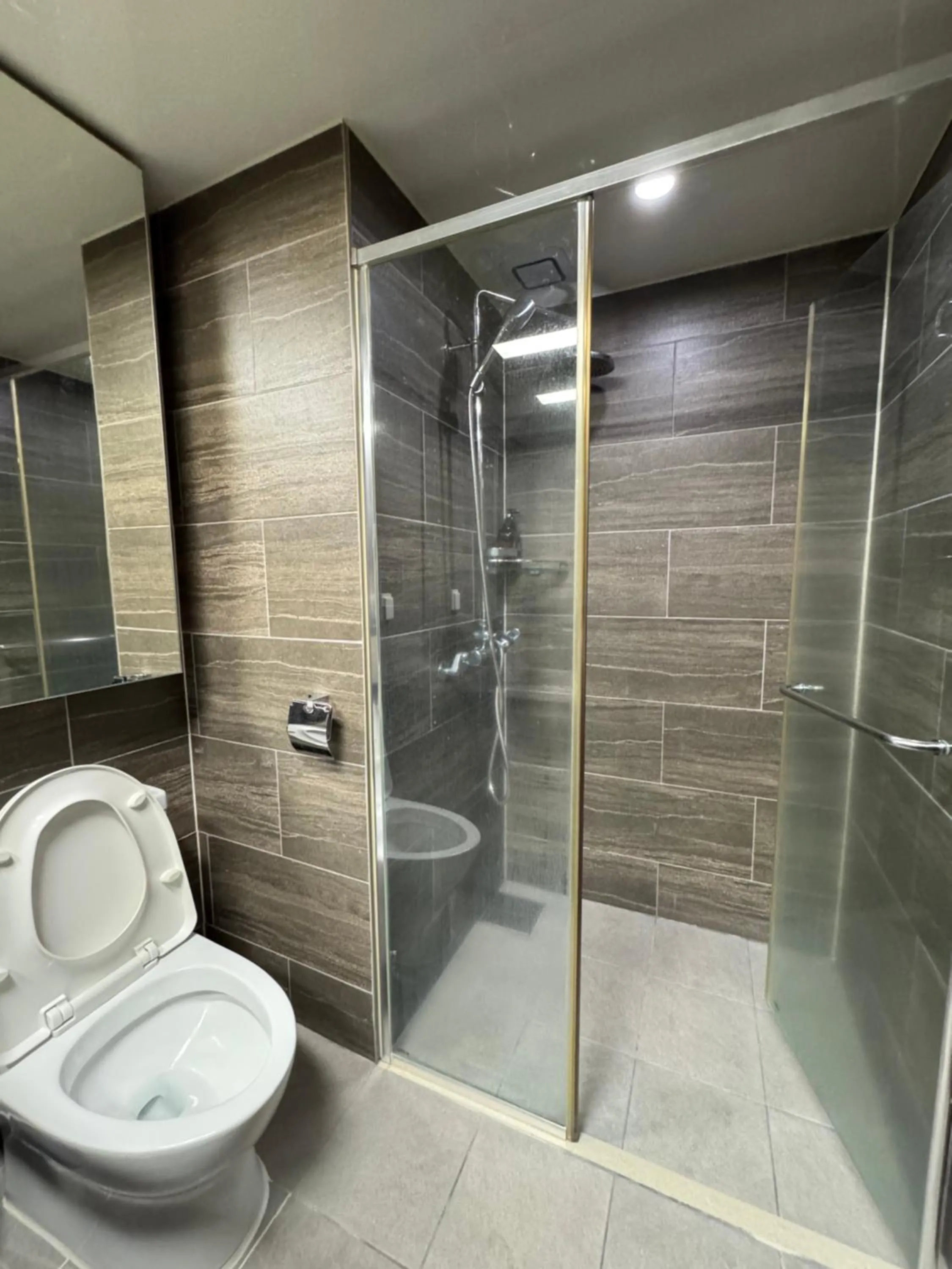 Shower in The Hide City