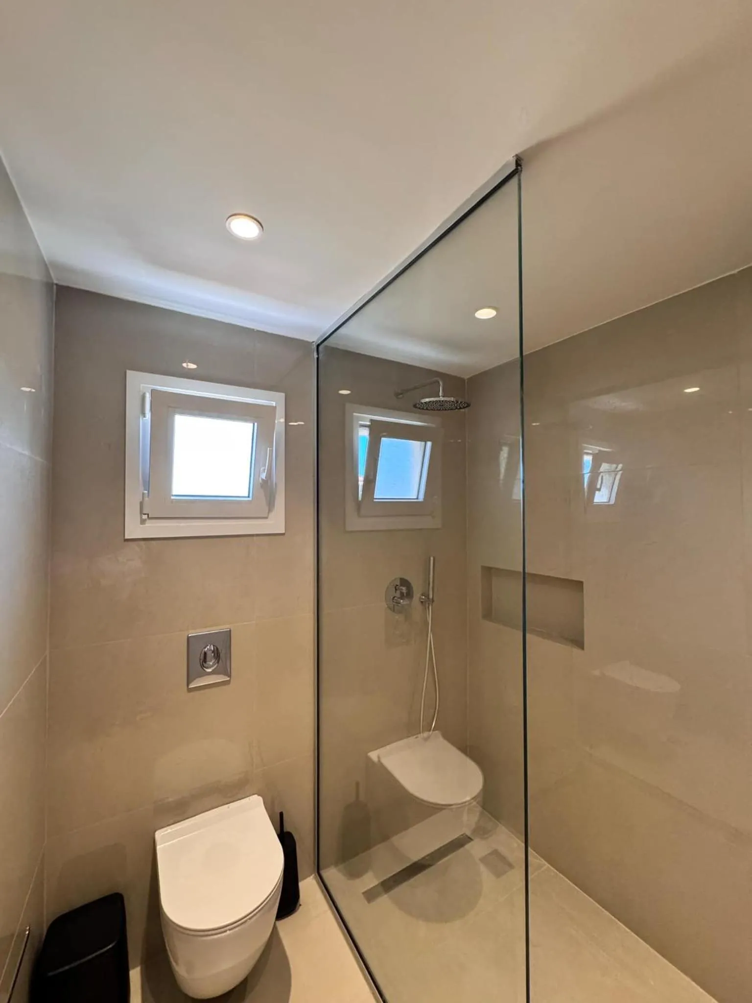 Golden Coast Suites