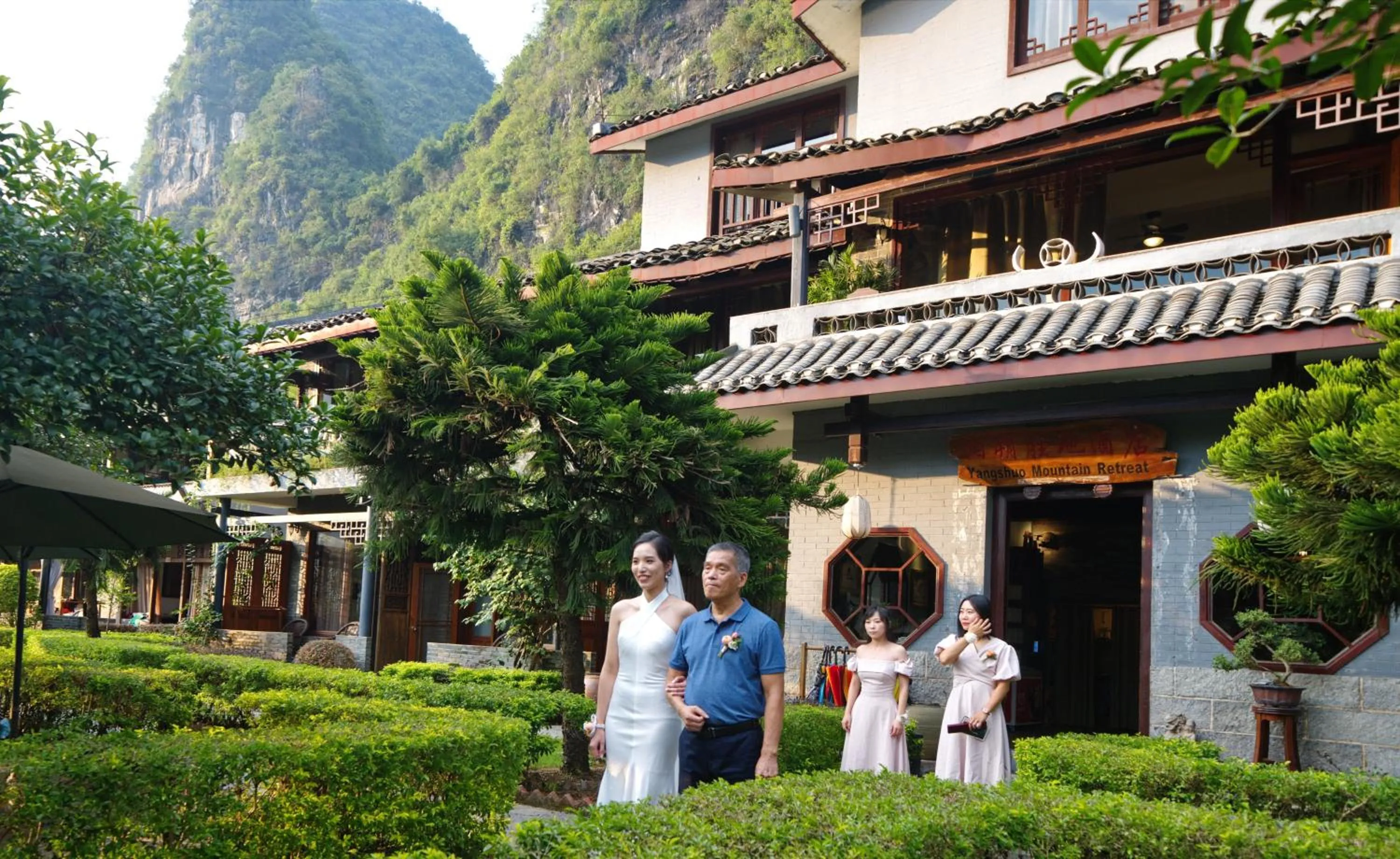 wedding in Yangshuo Mountain Retreat
