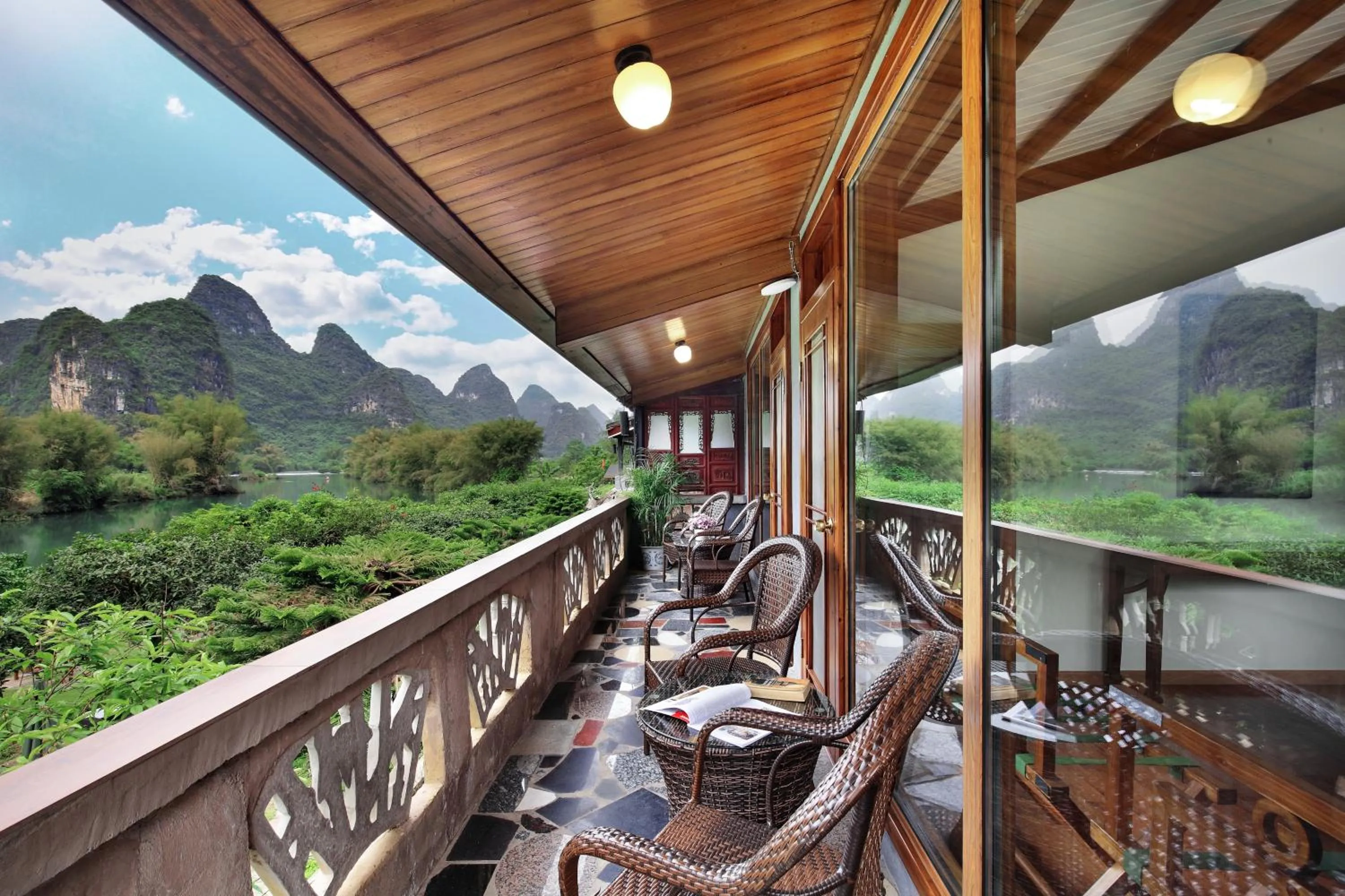 Balcony/Terrace in Yangshuo Mountain Retreat