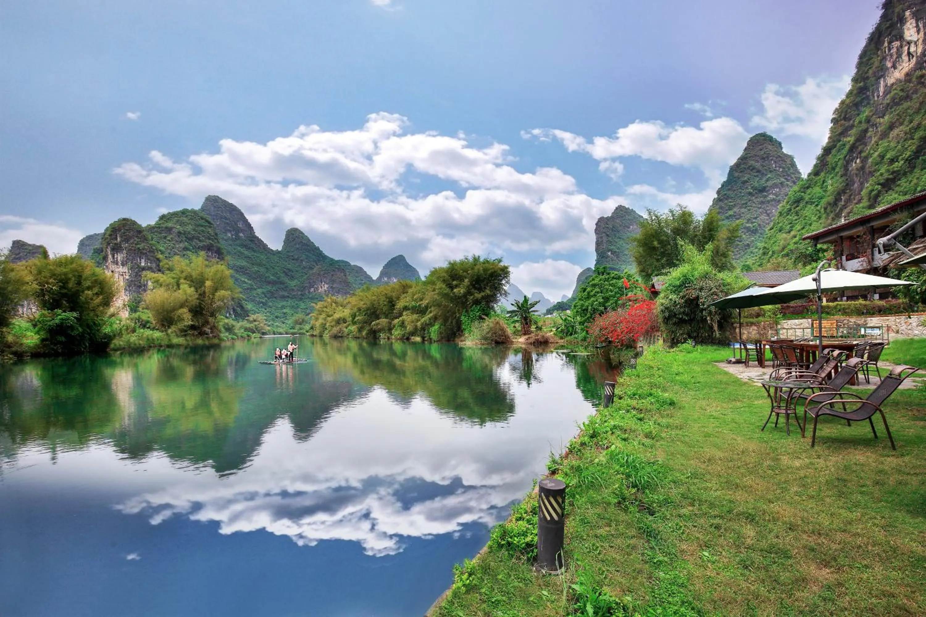 Natural landscape in Yangshuo Mountain Retreat