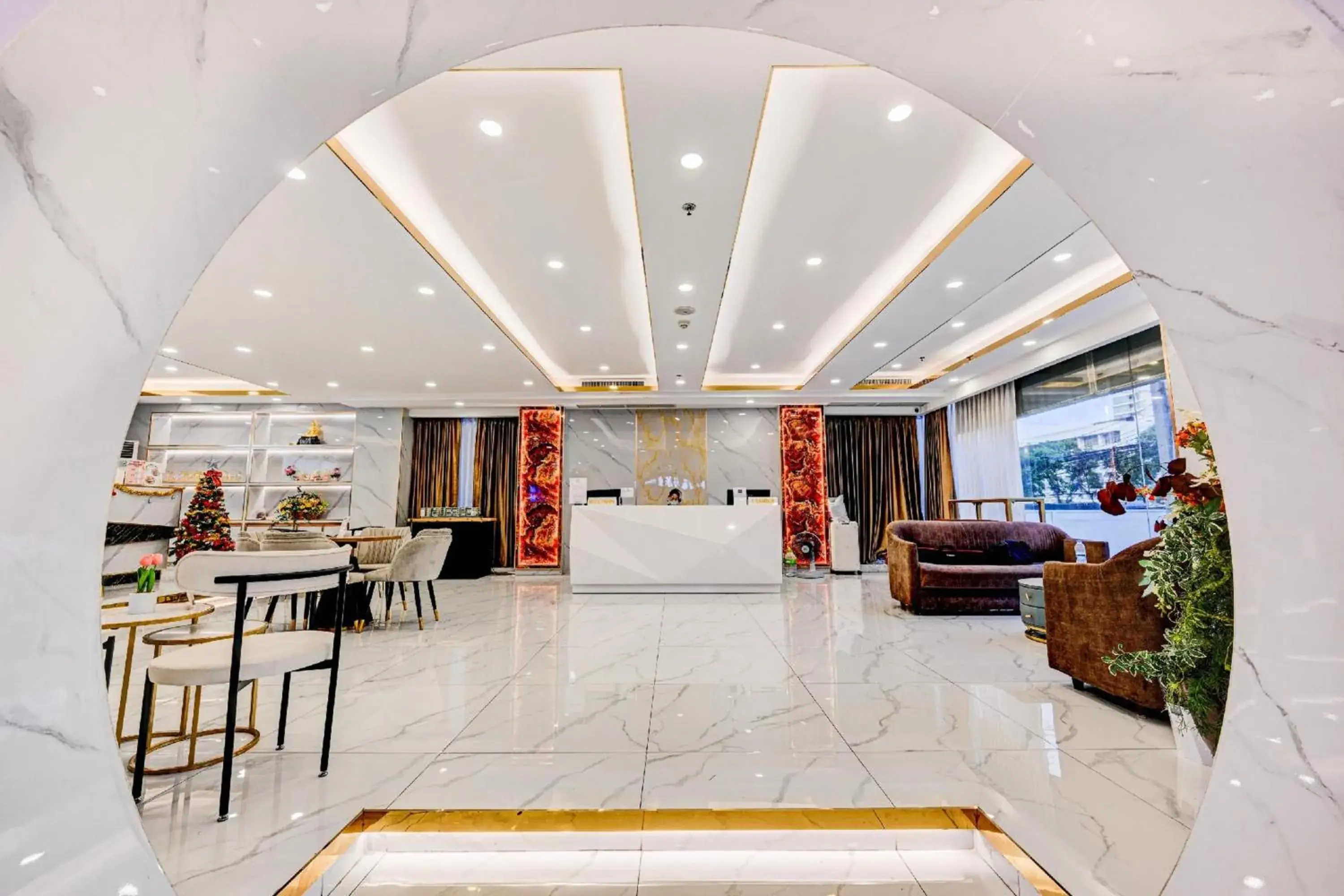 Lobby or reception in Palette The Travellers Hotel Bangkok Lobby or reception in Palette The Travellers Hotel Bangkok